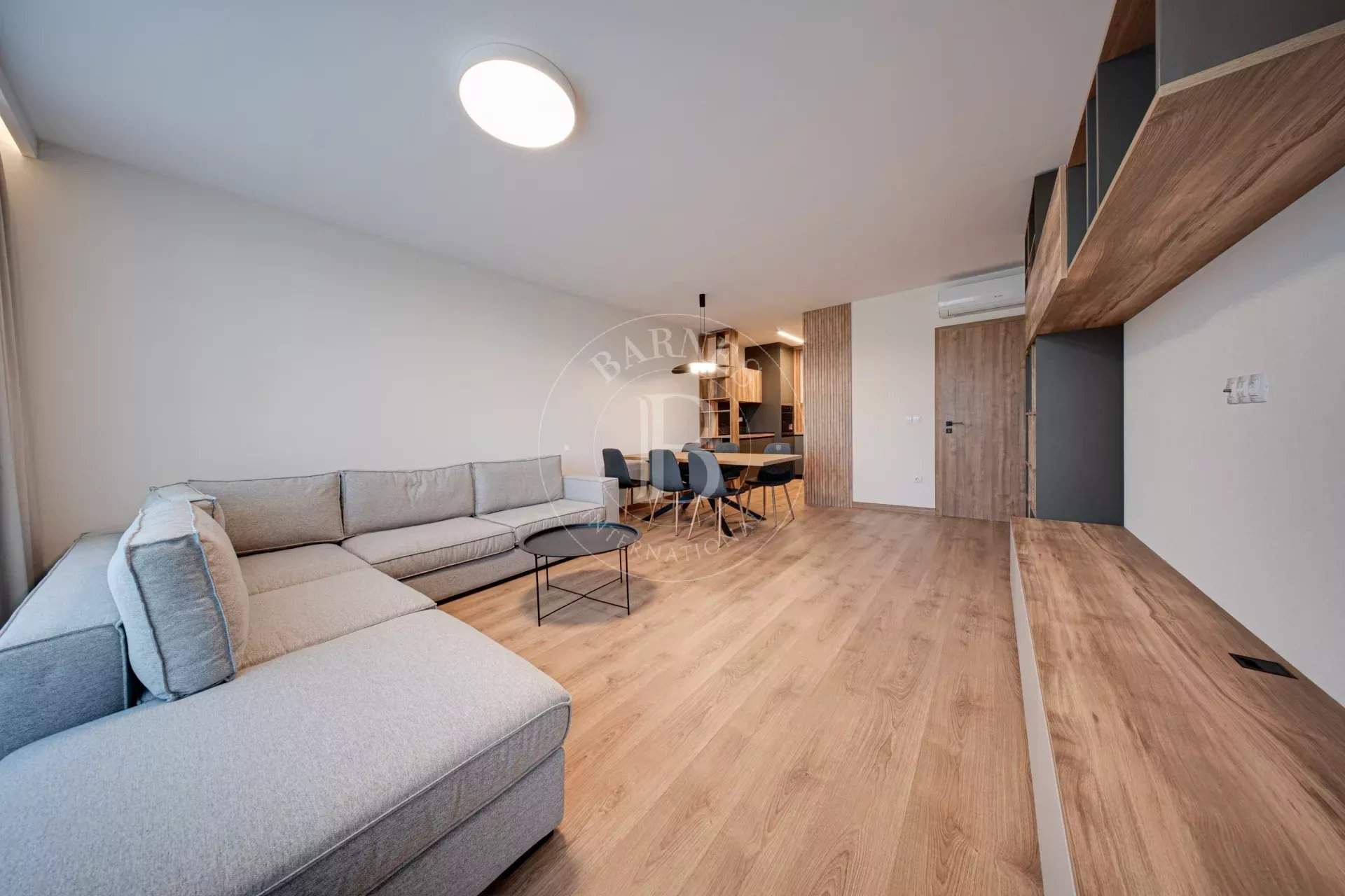 Sofia  - Piso 3 Cuartos 2 Habitaciones - picture 3