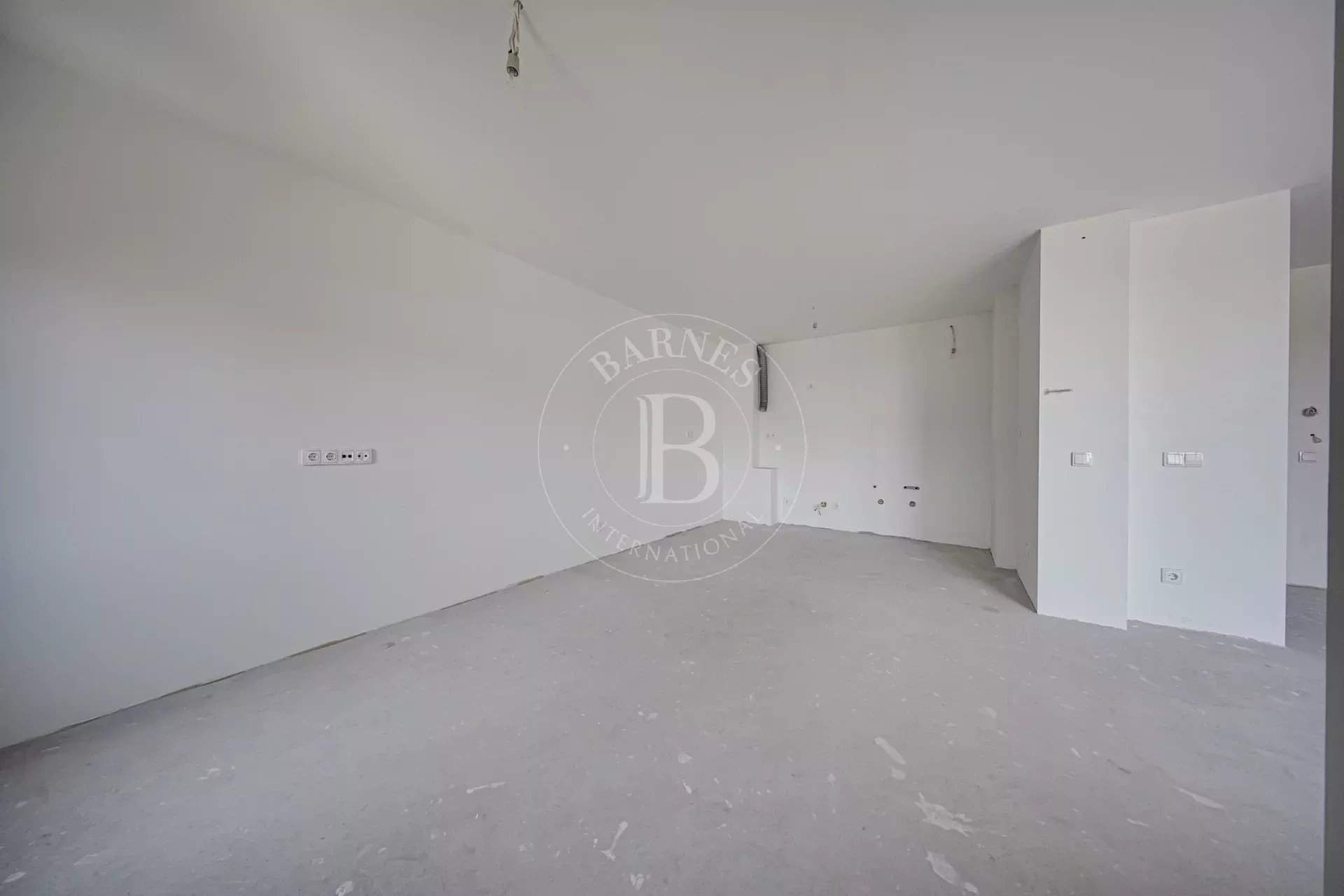 Sofia  - Piso 2 Cuartos, 1 Habitacion - picture 12