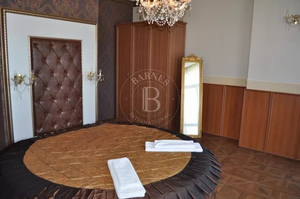 Albena  - House 5 Bedrooms - picture 10