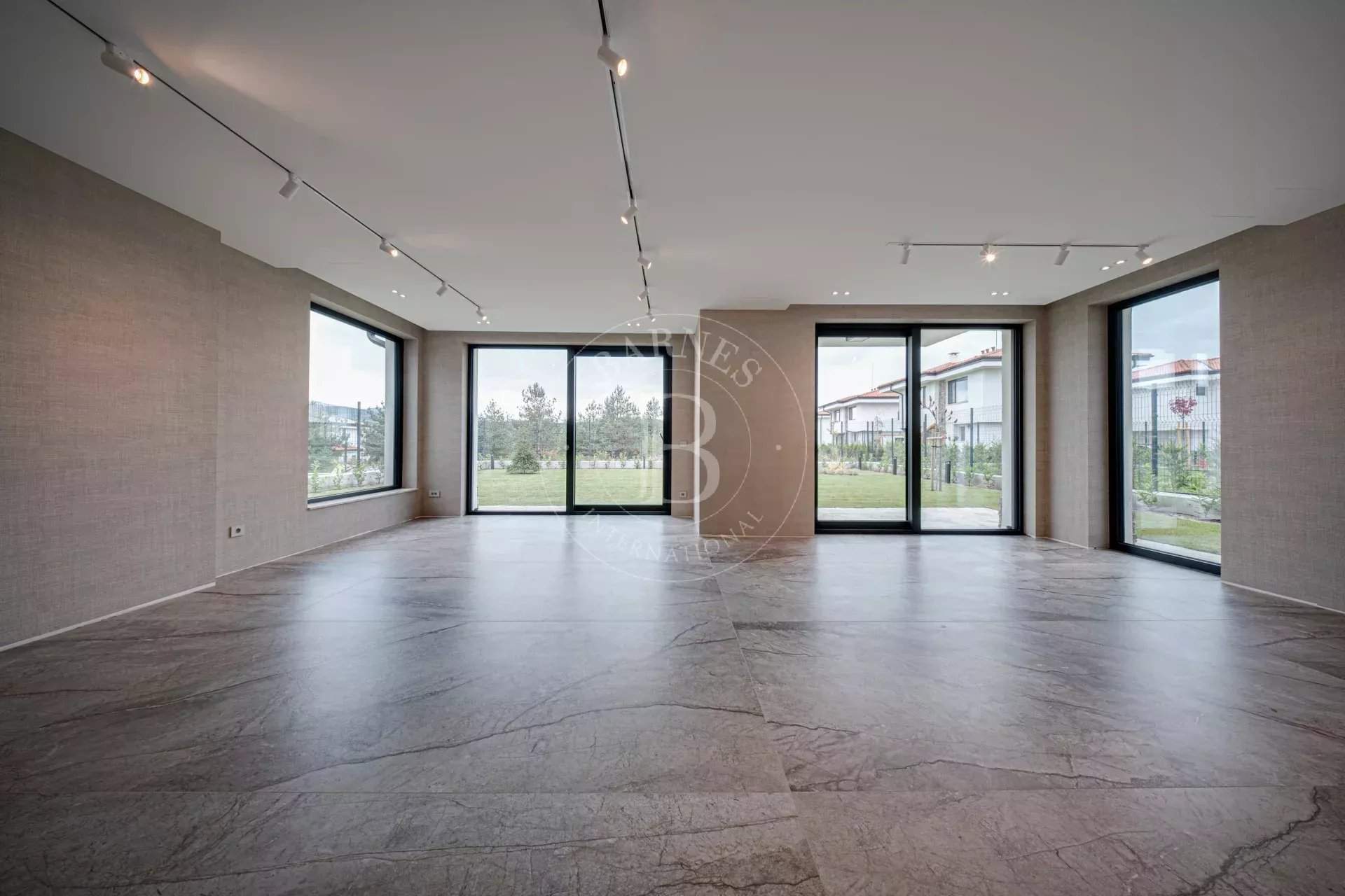 Sofia  - Maison 7 Pi&egrave;ces 3 Chambres - picture 8