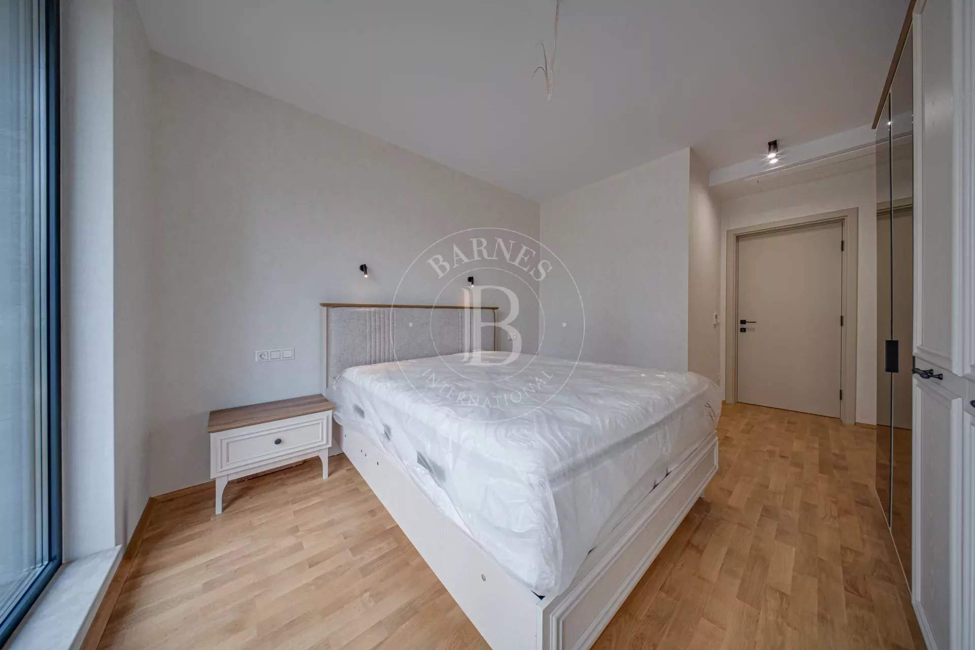 Sofia  - Piso 2 Cuartos, 1 Habitacion - picture 12