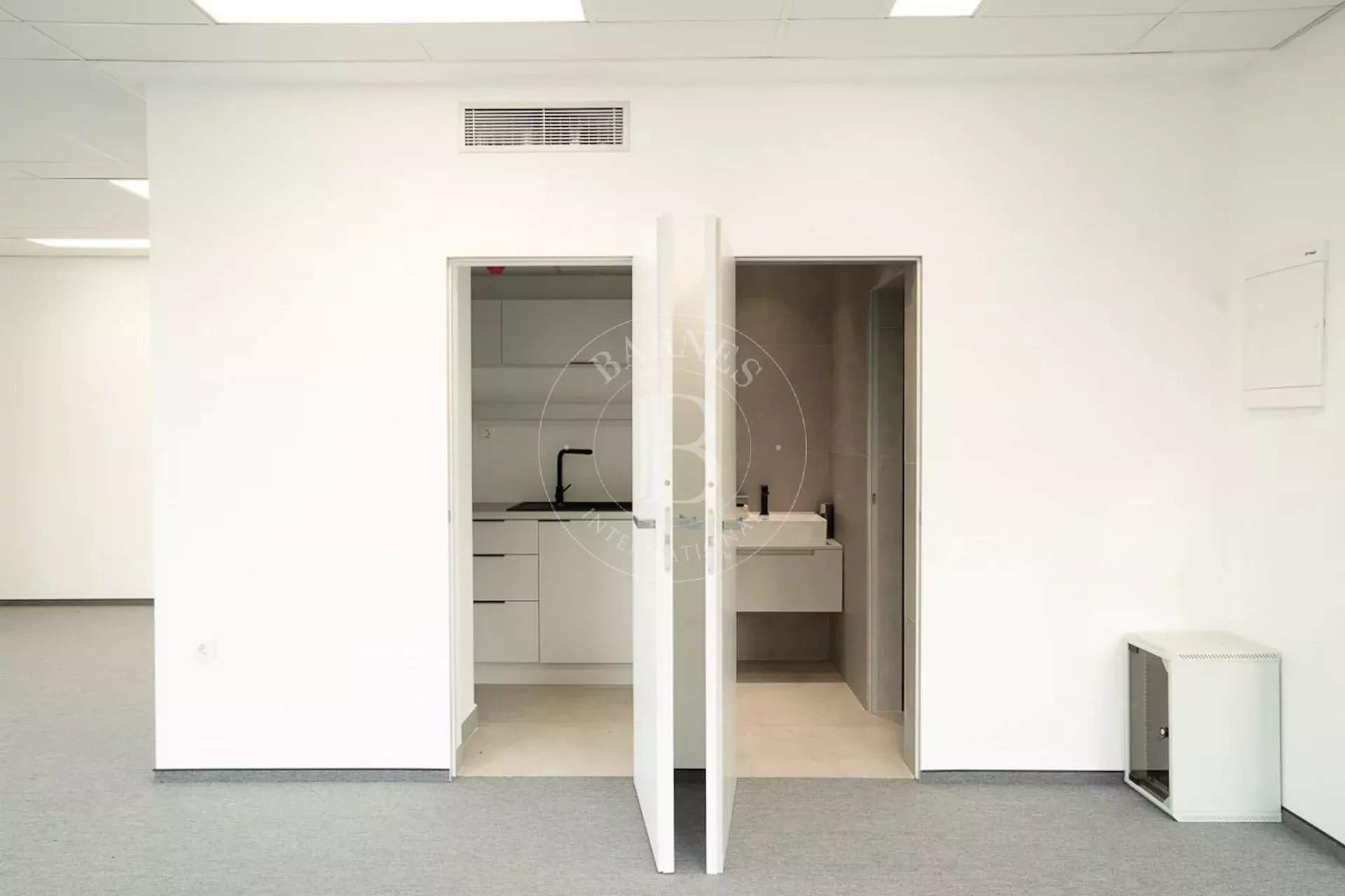 Sofia  - Immeuble  - picture 7