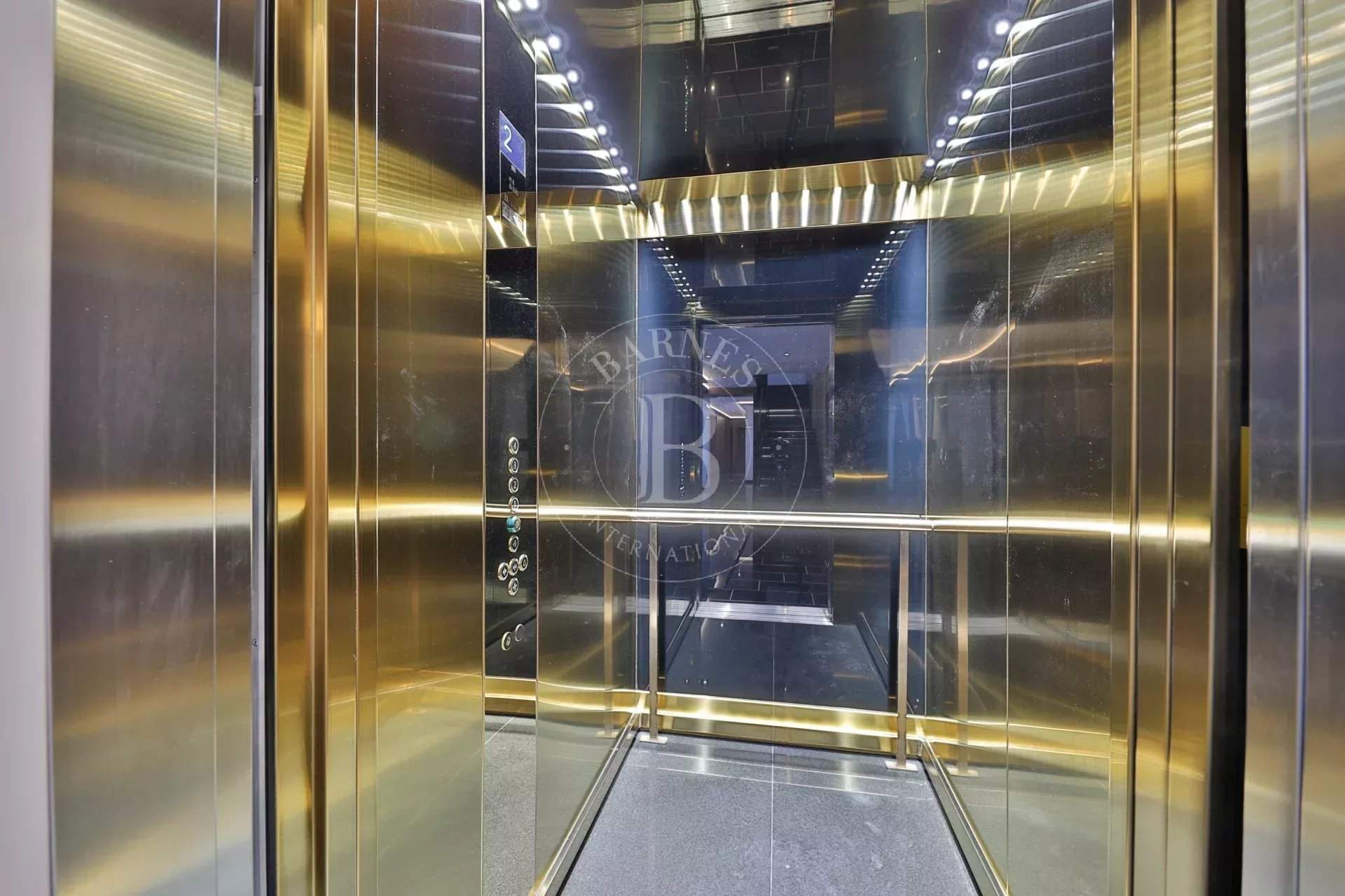 Sofia  - Piso 3 Cuartos 2 Habitaciones - picture 12