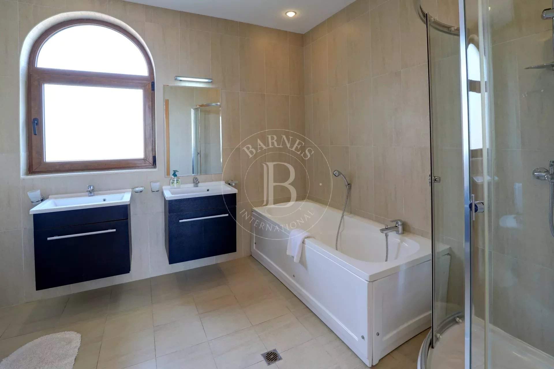 Balchik  - Villa 4 Bedrooms - picture 9