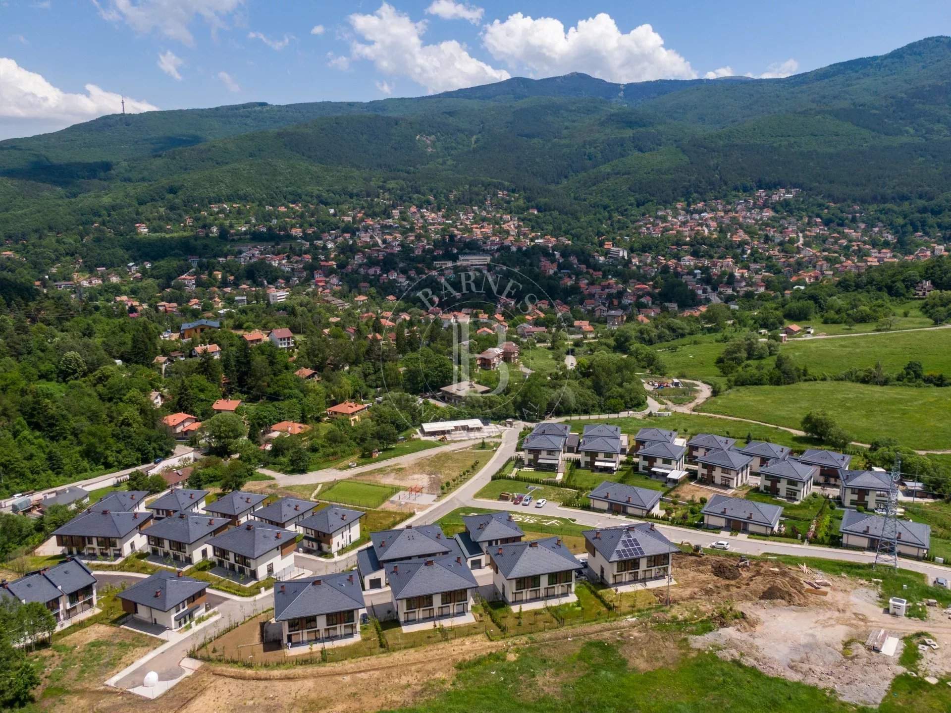 Vladaya  - House 3 Bedrooms - picture 1