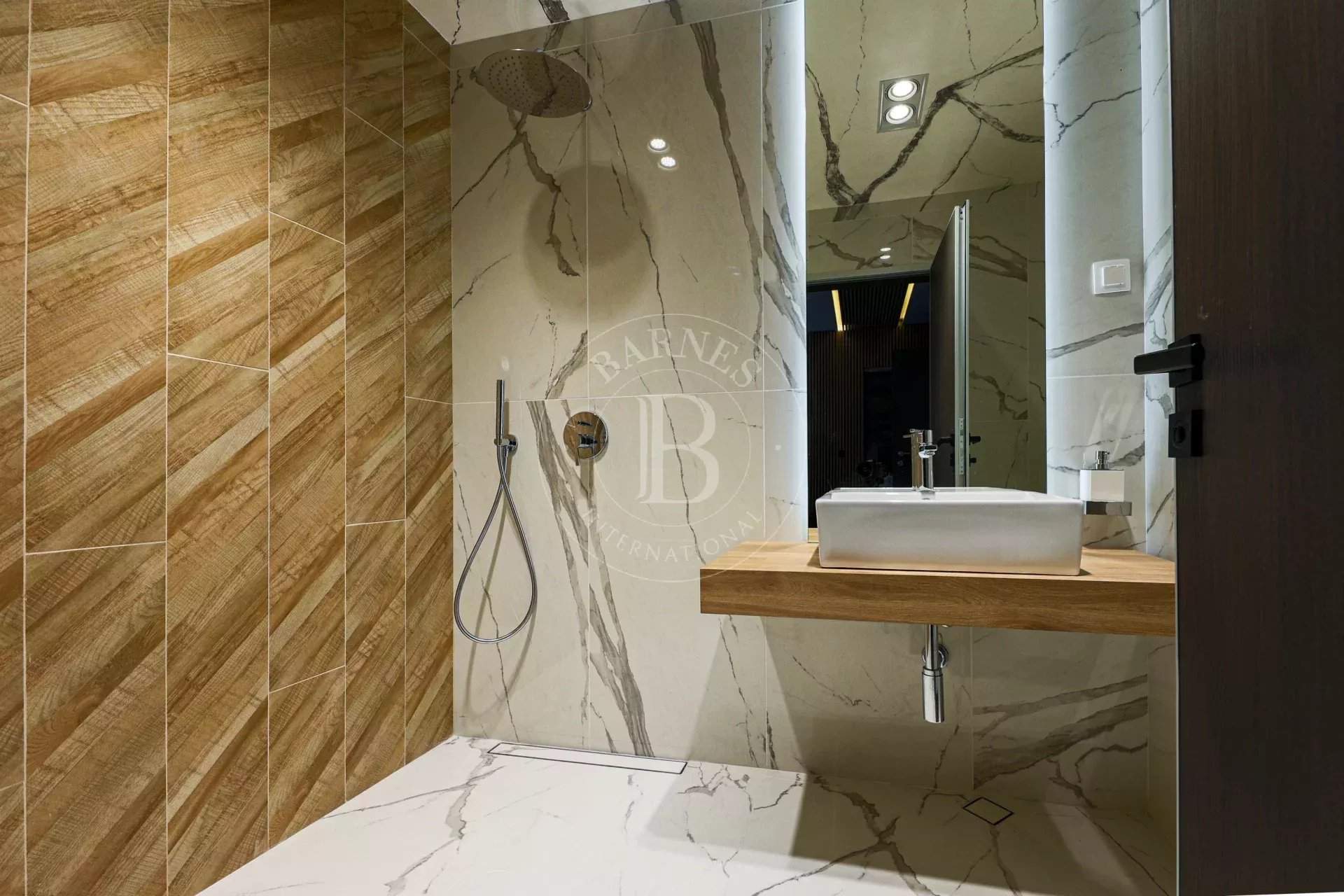 Sofia  - Piso 3 Cuartos 2 Habitaciones - picture 15