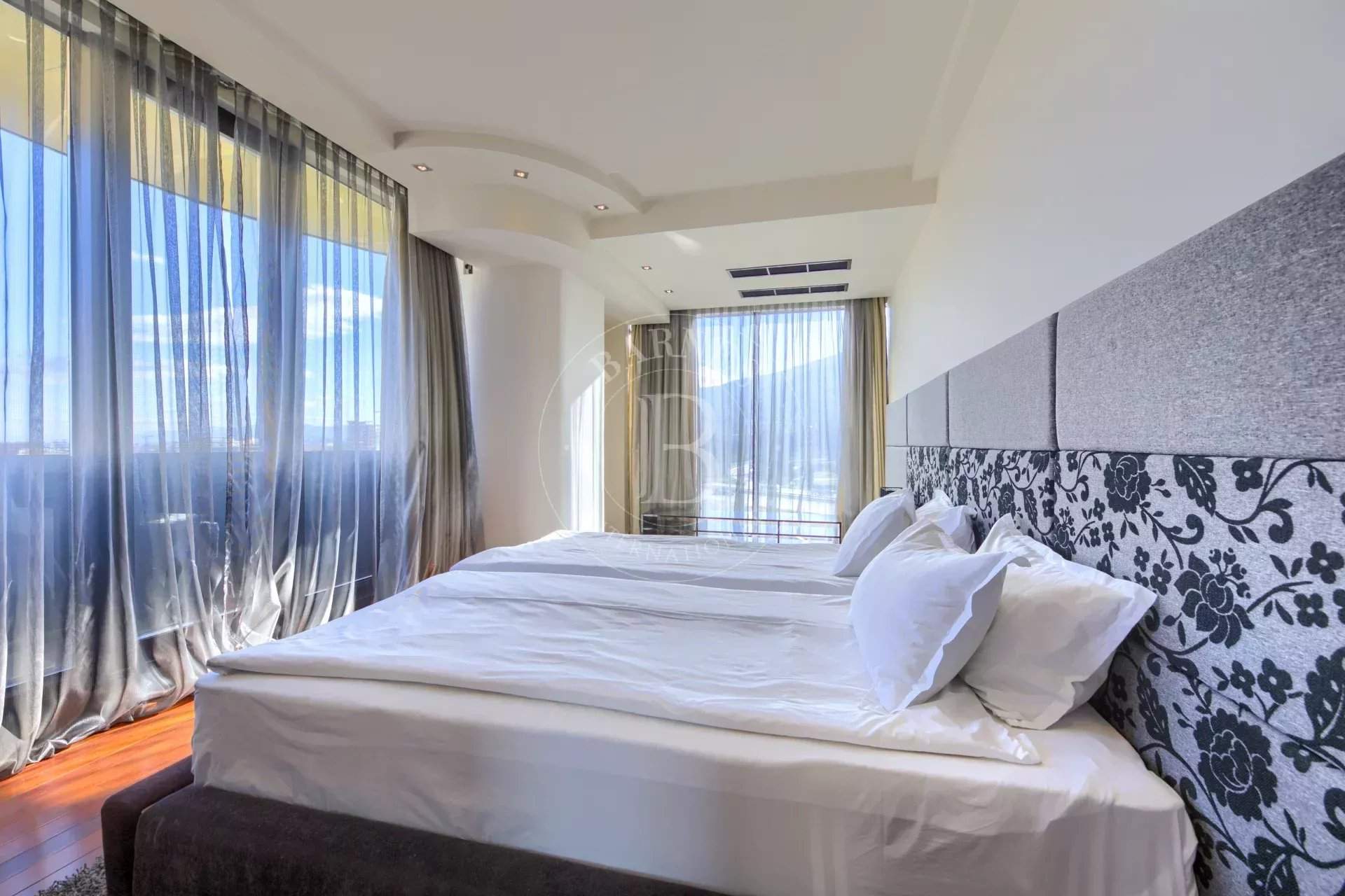 Sofia  - Piso 3 Cuartos 2 Habitaciones - picture 12