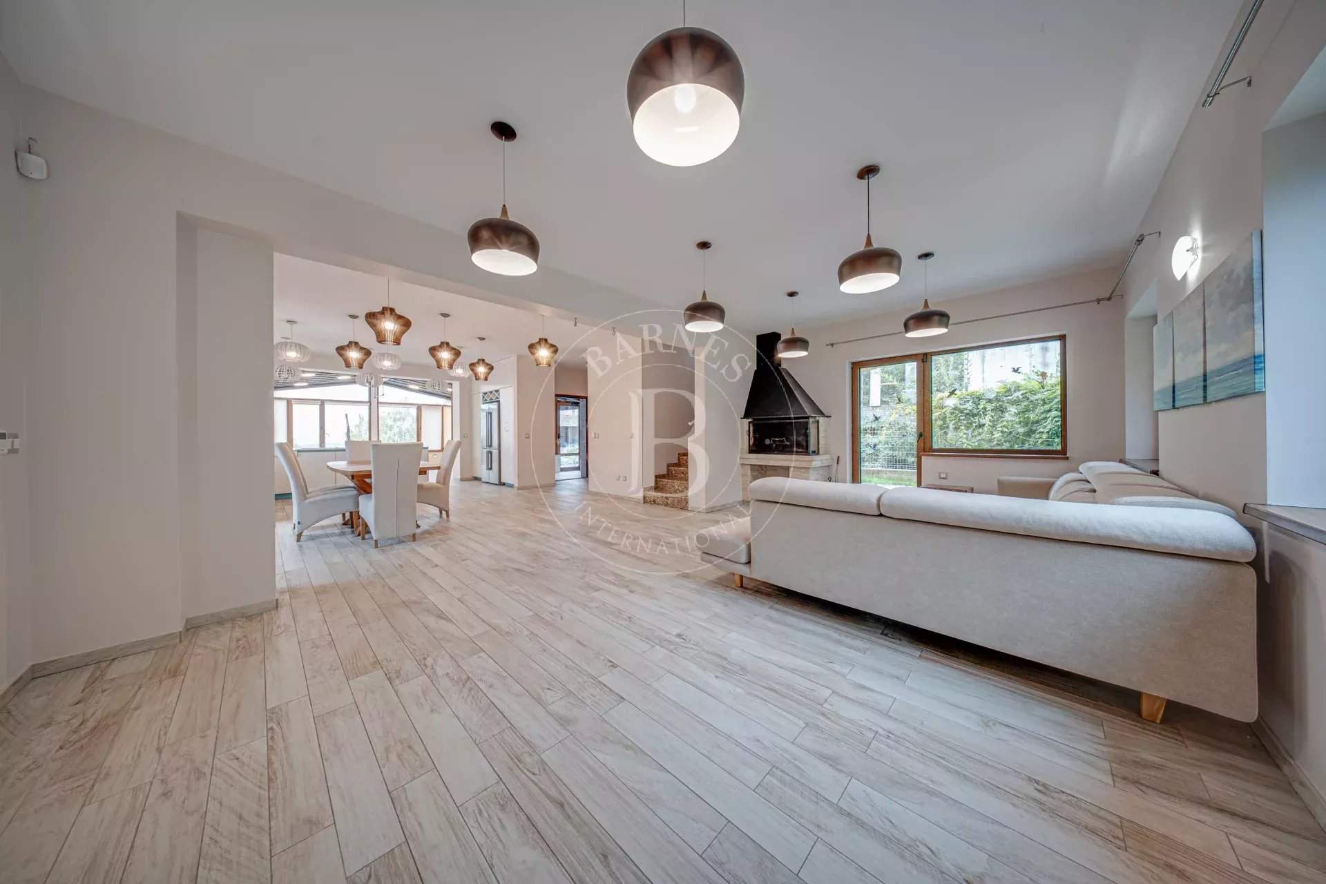 Bistrica  - Piso 7 Cuartos 5 Habitaciones - picture 4