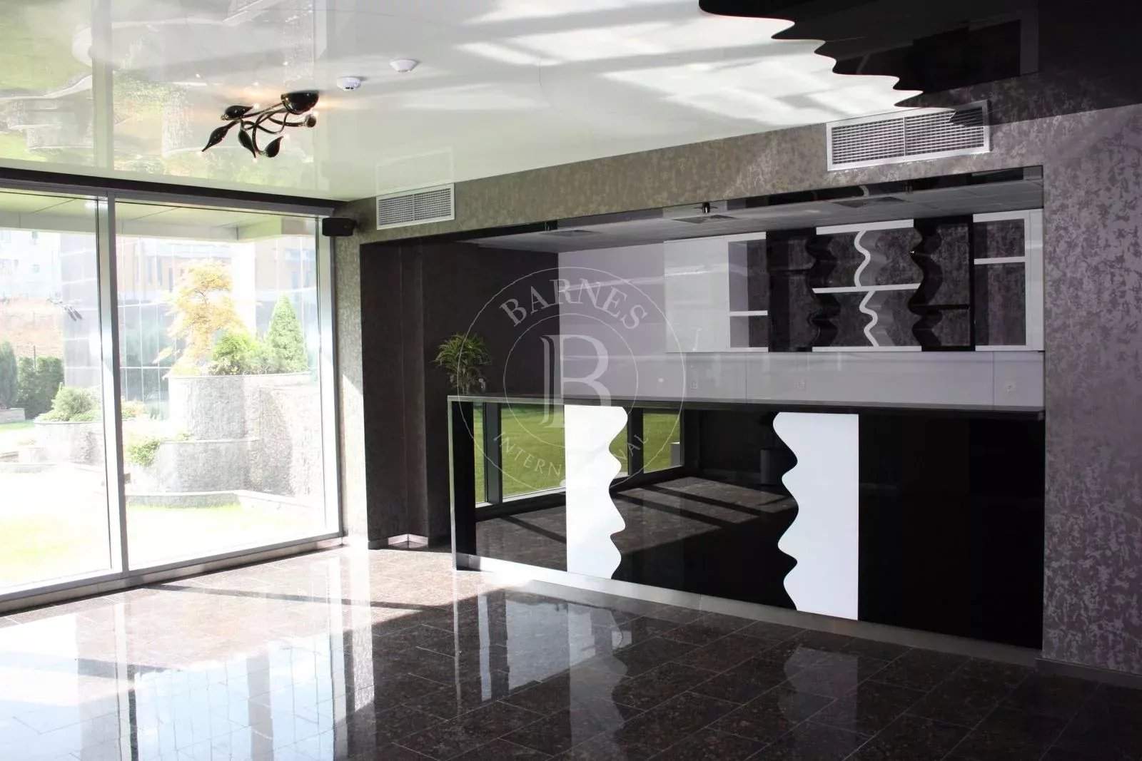 Sofia  - Immeuble  - picture 6