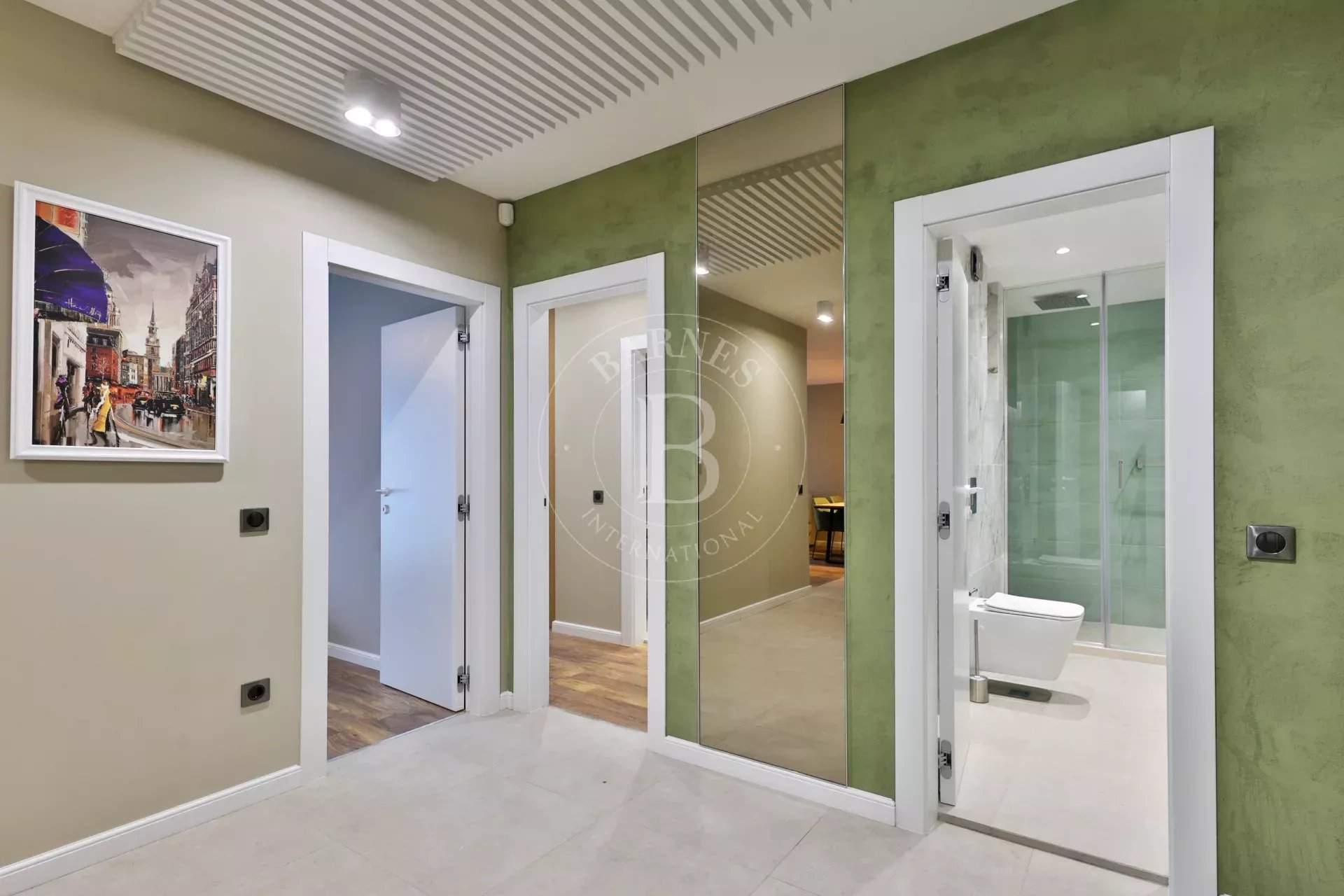 Sofia  - Piso 3 Cuartos 2 Habitaciones - picture 5