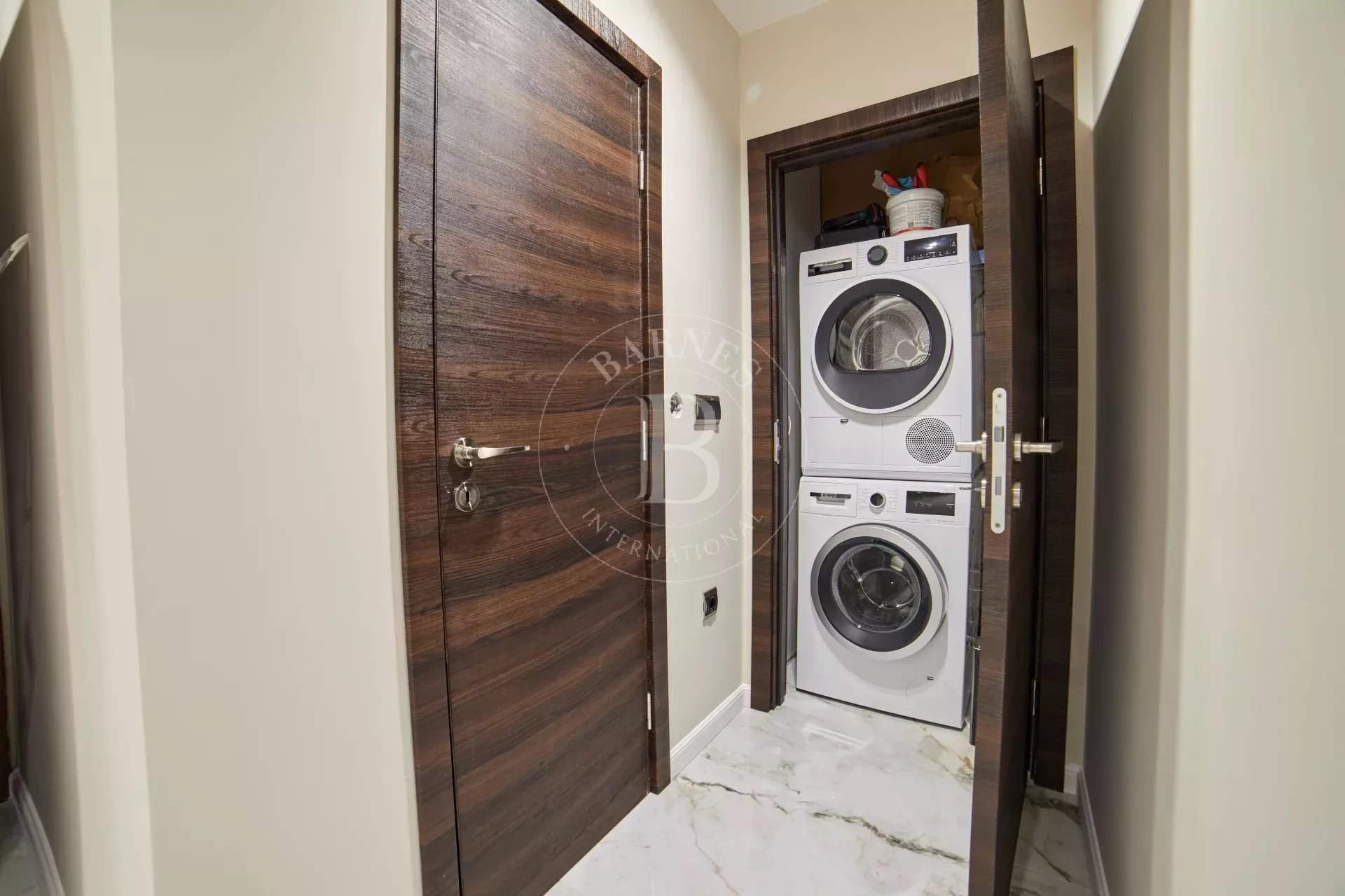 Sofia  - Piso 3 Cuartos 2 Habitaciones - picture 18