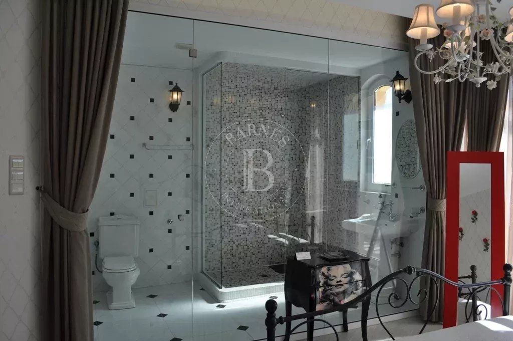 Albena  - House 5 Bedrooms - picture 14