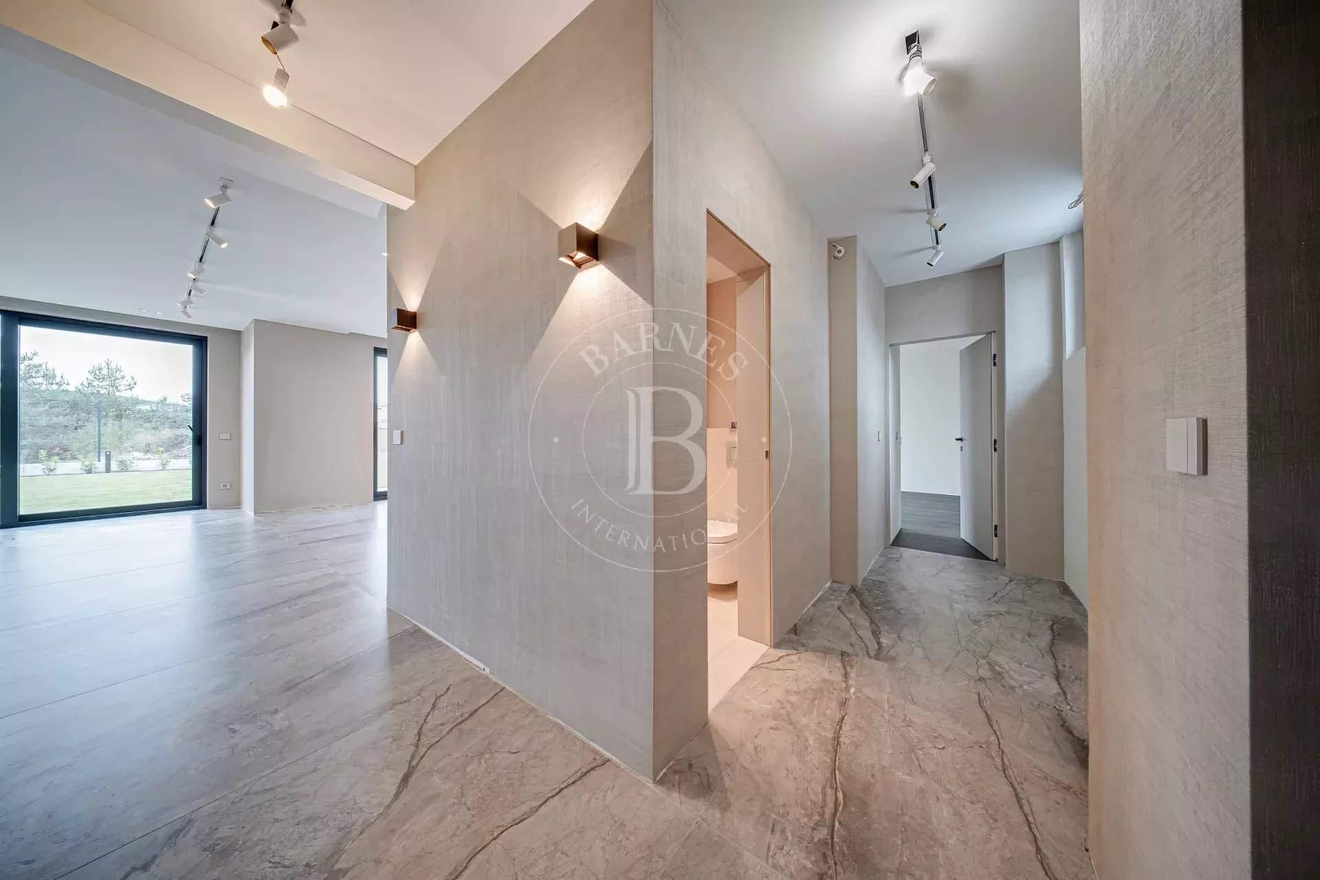 Sofia  - Maison 7 Pi&egrave;ces 3 Chambres - picture 13