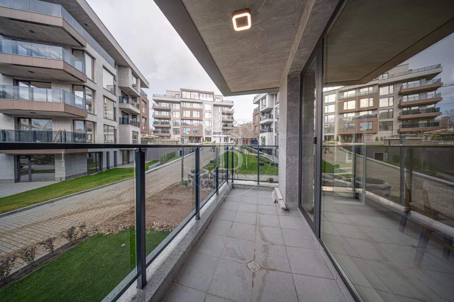 Sofia  - Piso 2 Cuartos, 1 Habitacion - picture 14