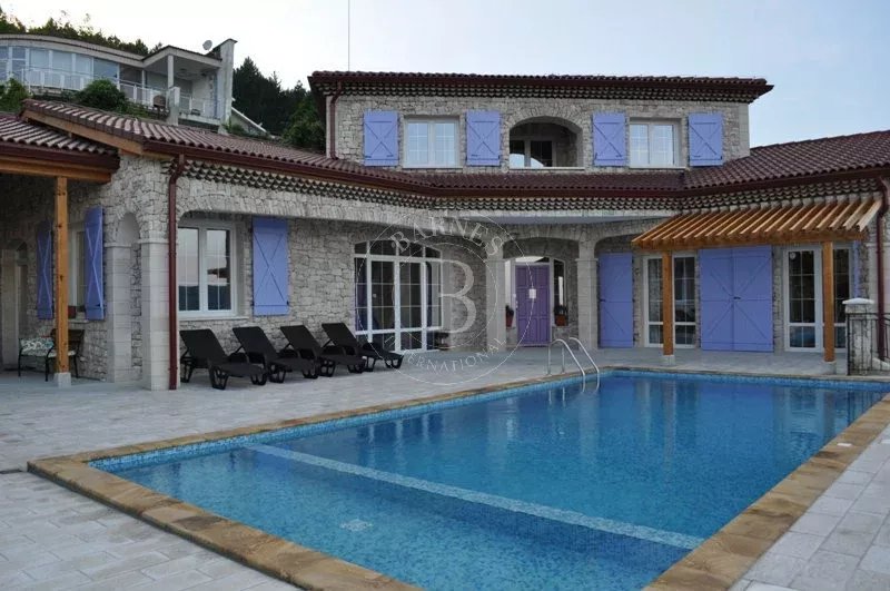 Dobrich  - Villa 4 Bedrooms - picture 2