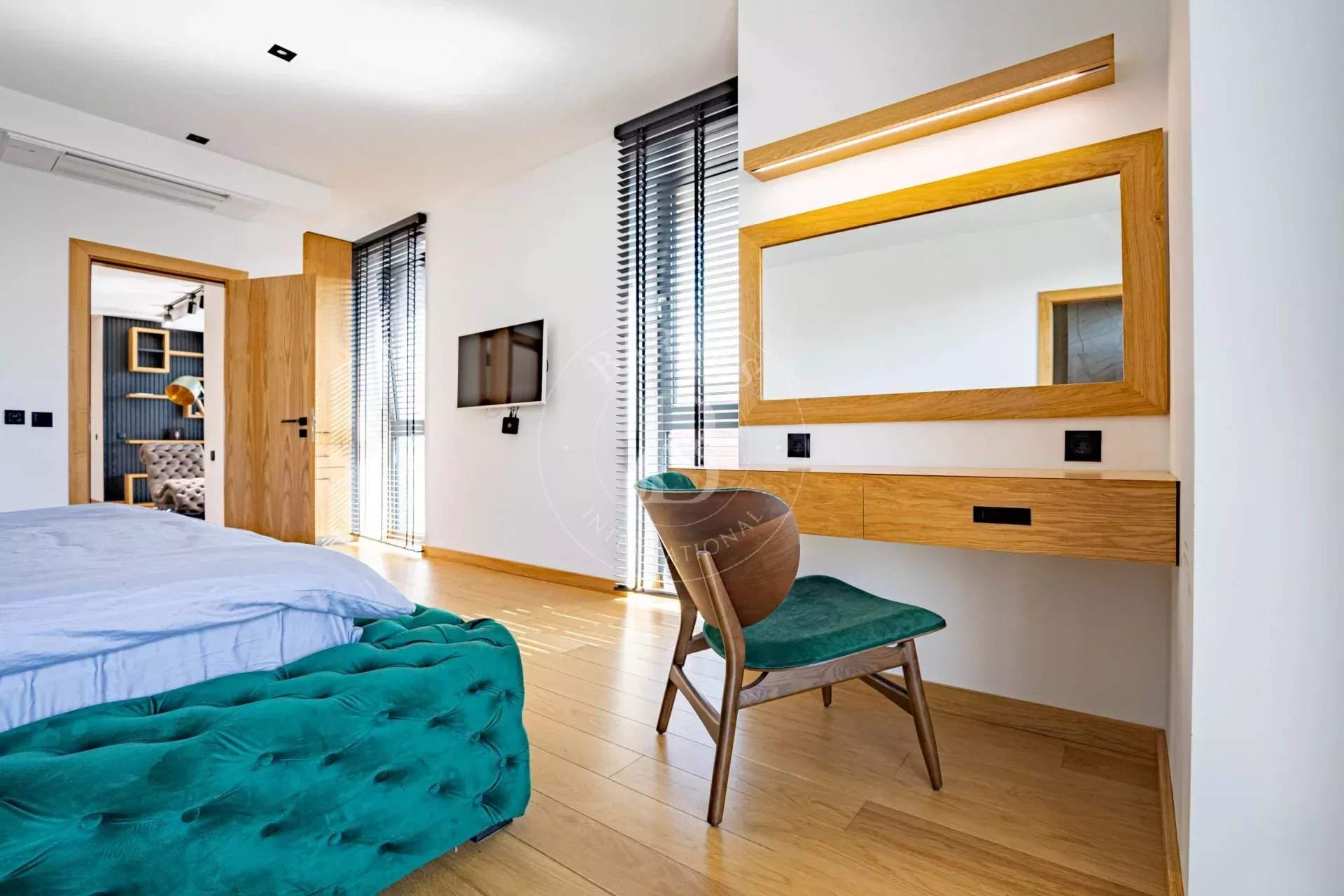 Trud  - House 4 Bedrooms - picture 2