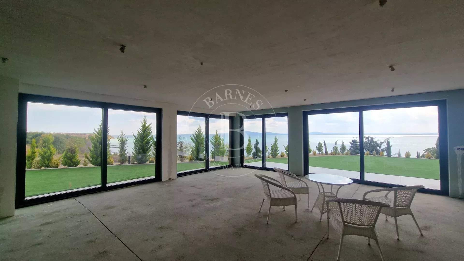 Burgas  - House 3 Bedrooms - picture 8