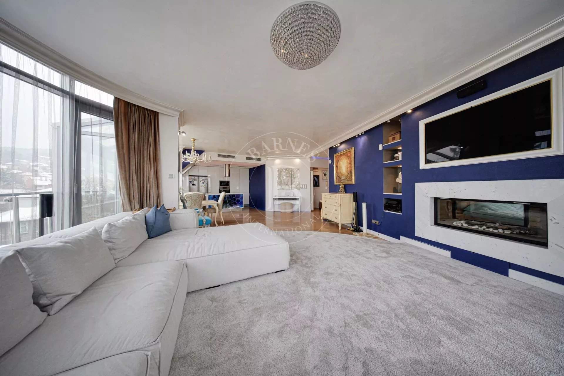 Sofia  - Piso 3 Cuartos 2 Habitaciones - picture 1