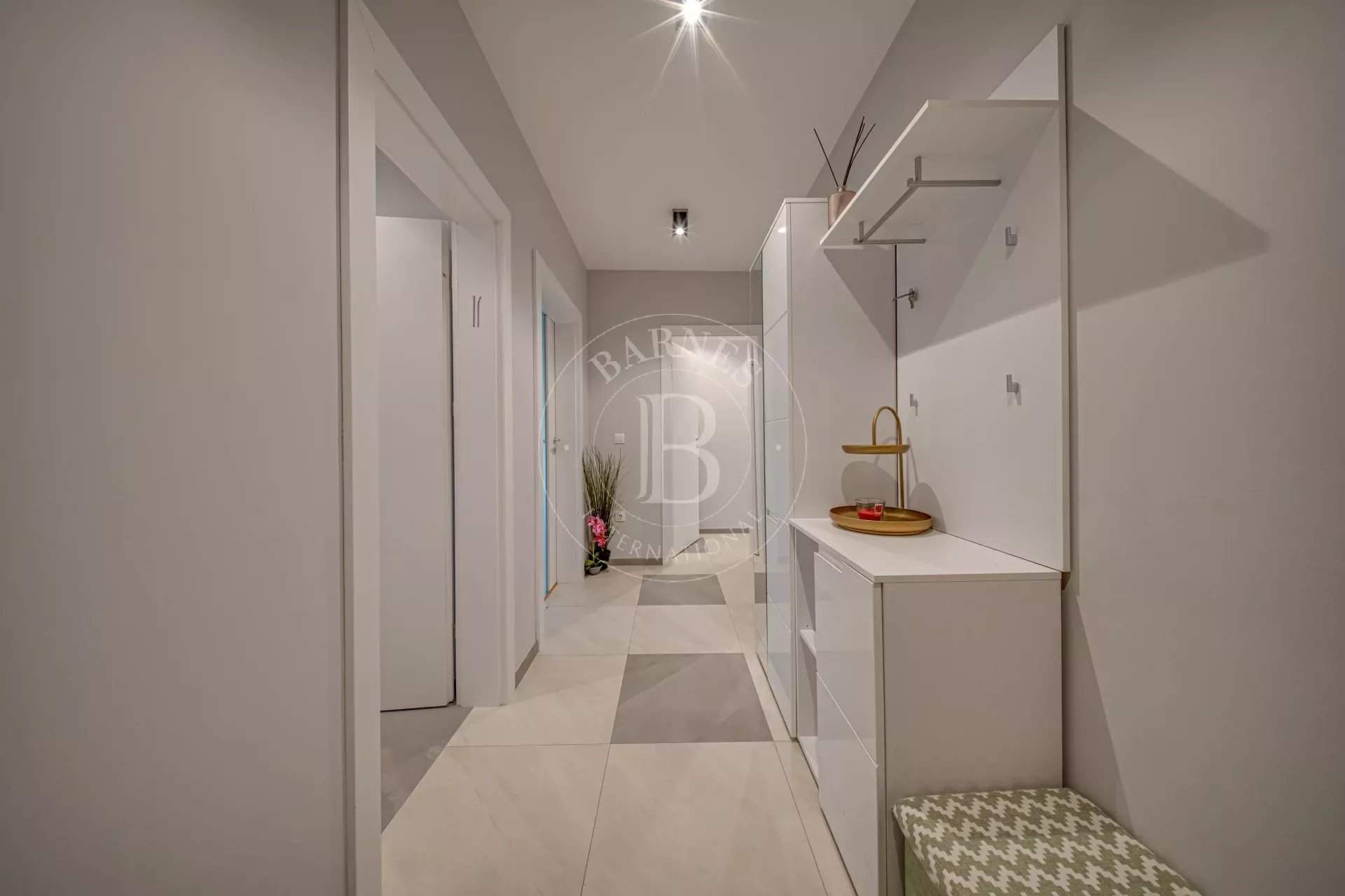 Sofia  - Piso 4 Cuartos 3 Habitaciones - picture 17