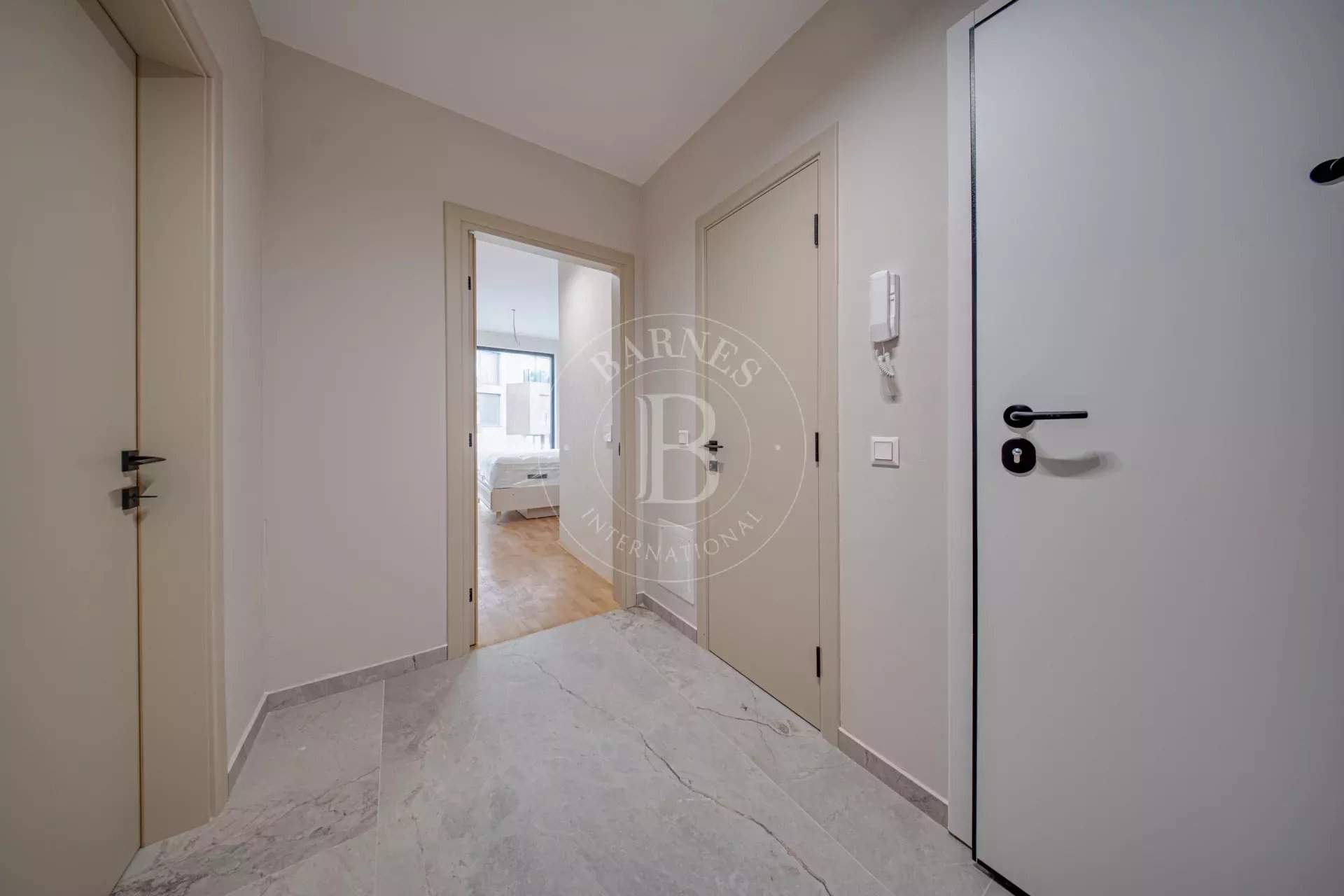 Sofia  - Piso 2 Cuartos, 1 Habitacion - picture 9