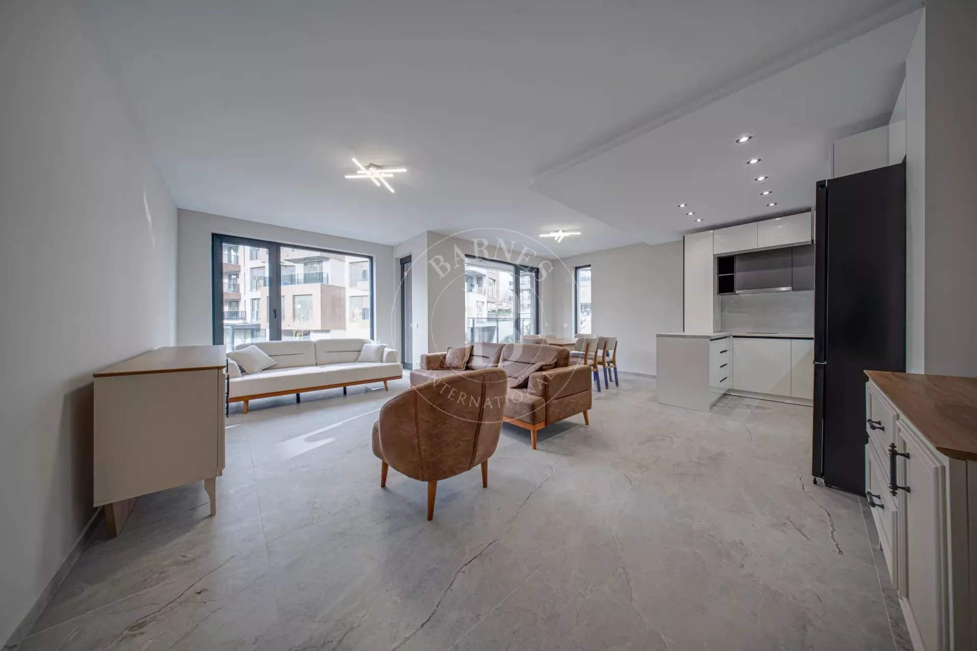 Sofia  - Piso 2 Cuartos, 1 Habitacion - picture 7