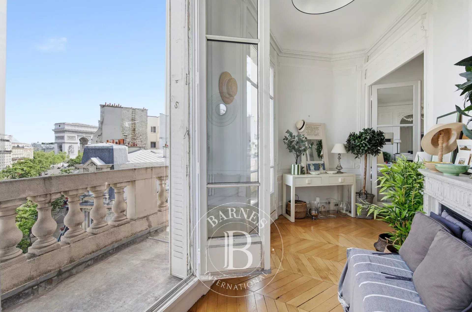 Paris  - Appartement 7 Pi&egrave;ces 4 Chambres