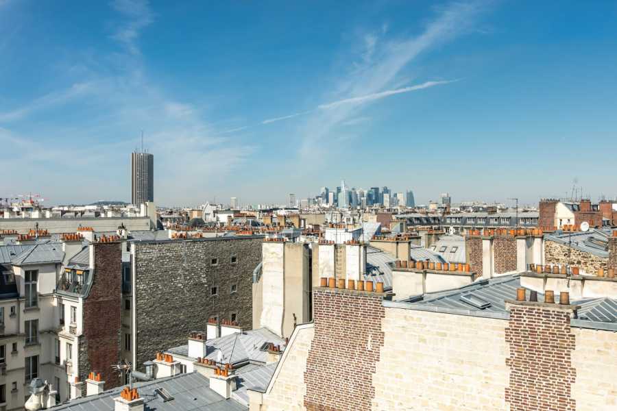 Paris  - Appartement 5 Pièces 3 Chambres