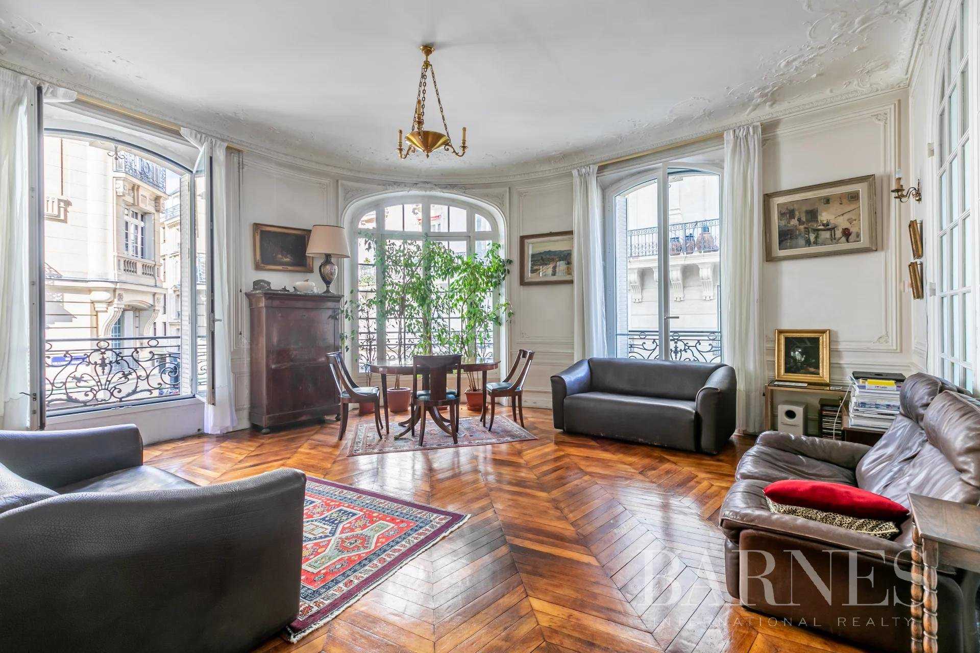 Apartment Paris 75017