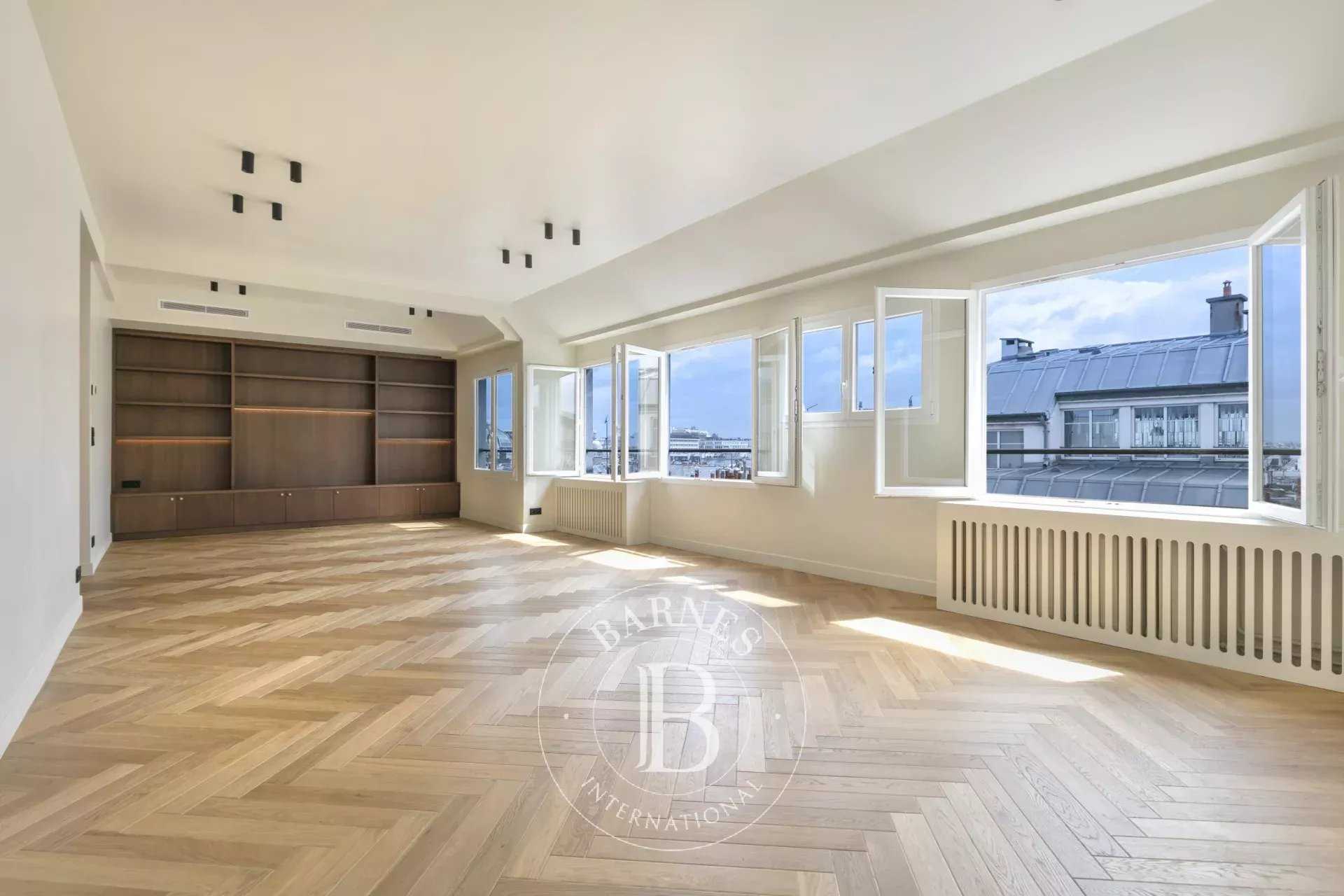 Paris  - Apartment 4 Bedrooms
