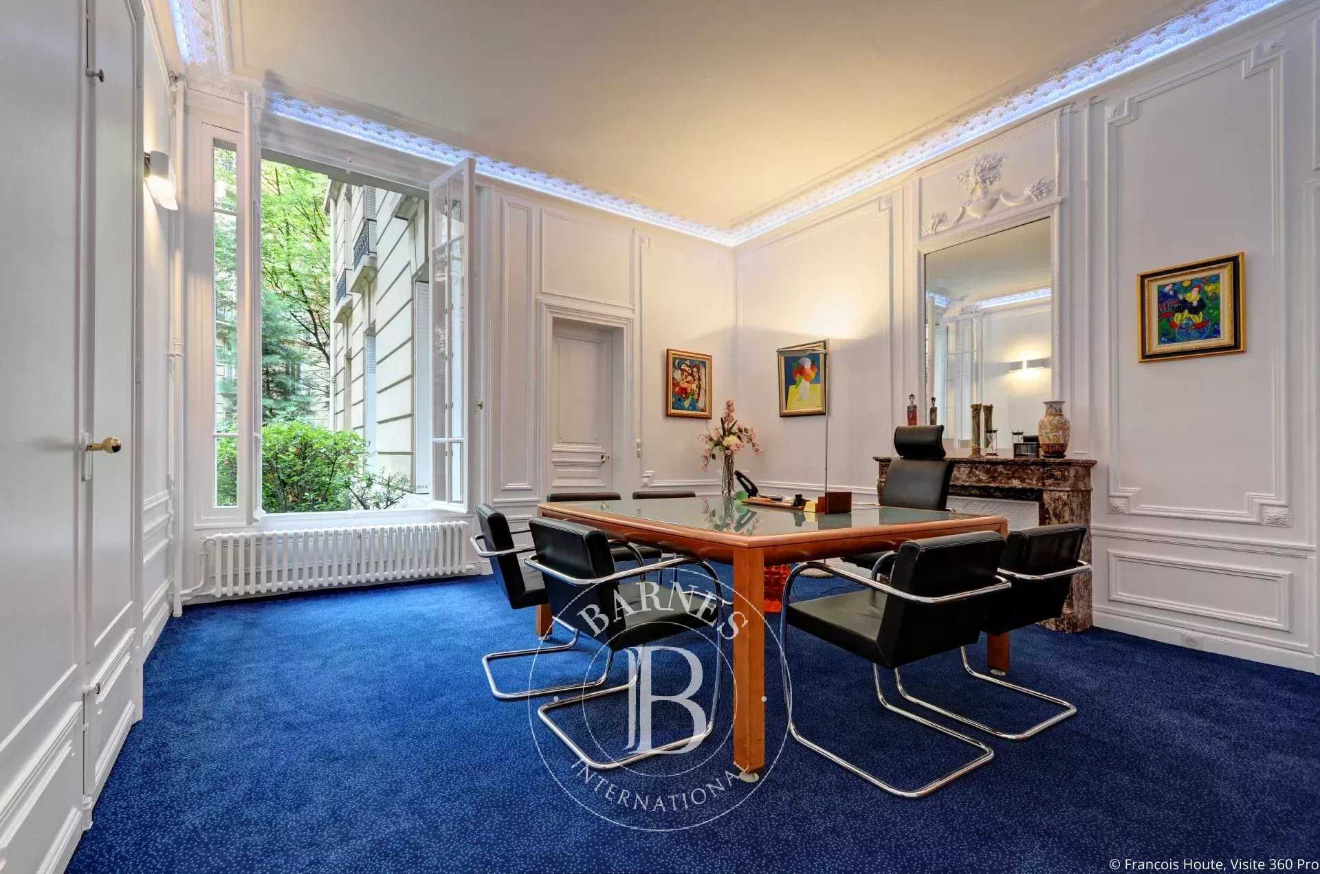 Paris  - Appartement 5 Pièces