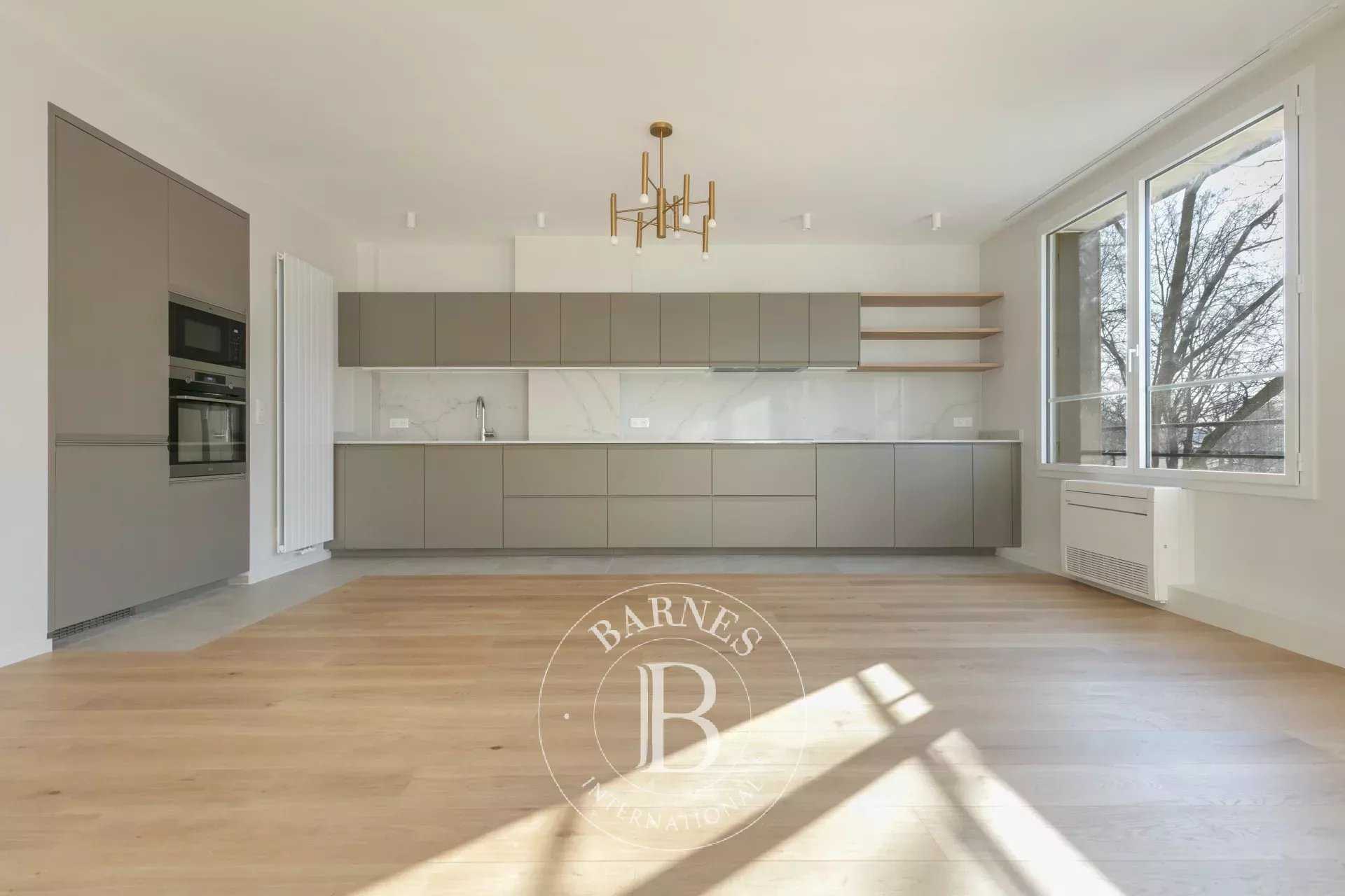 Paris  - Apartment 3 Bedrooms