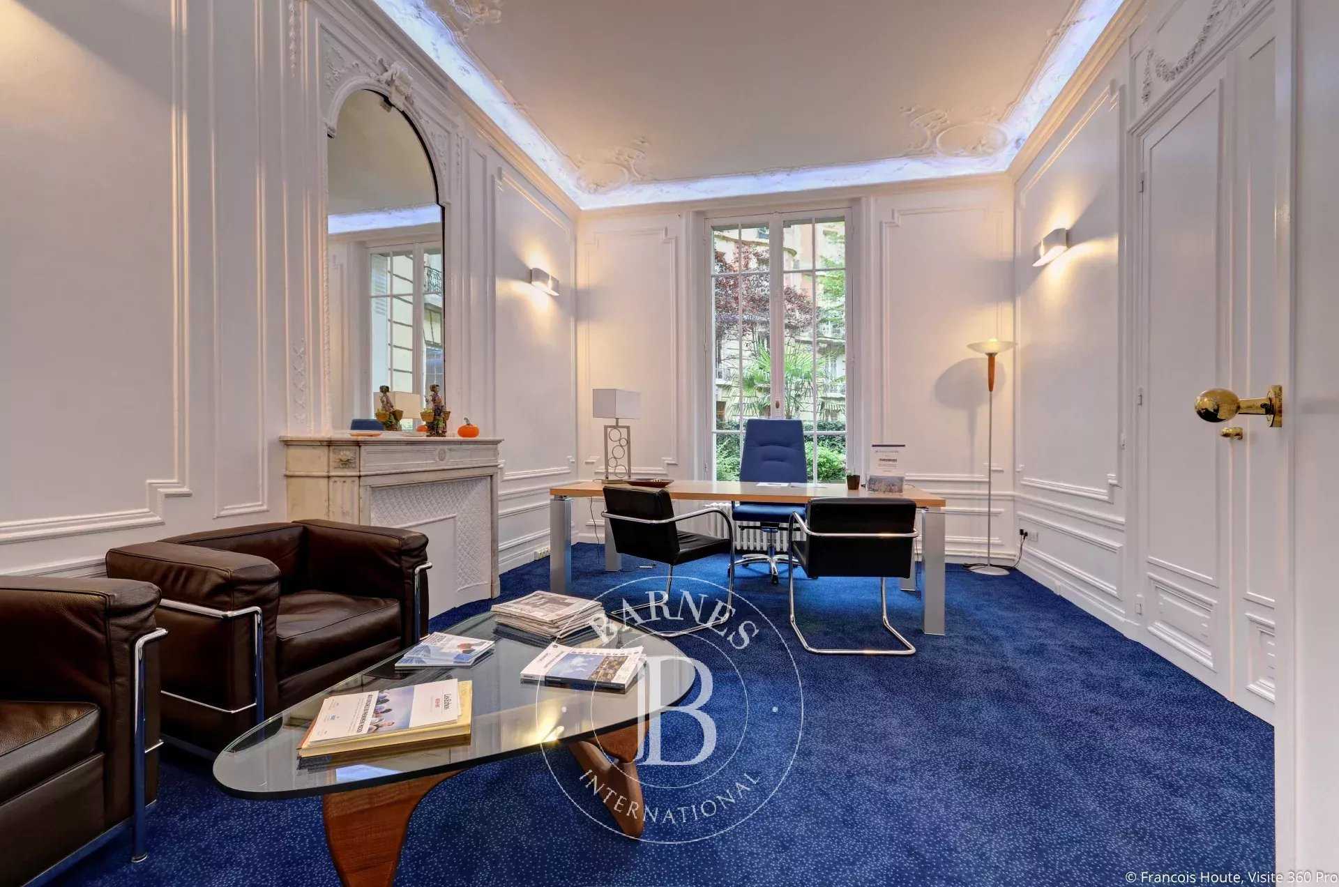 Paris  - Appartement 5 Pièces