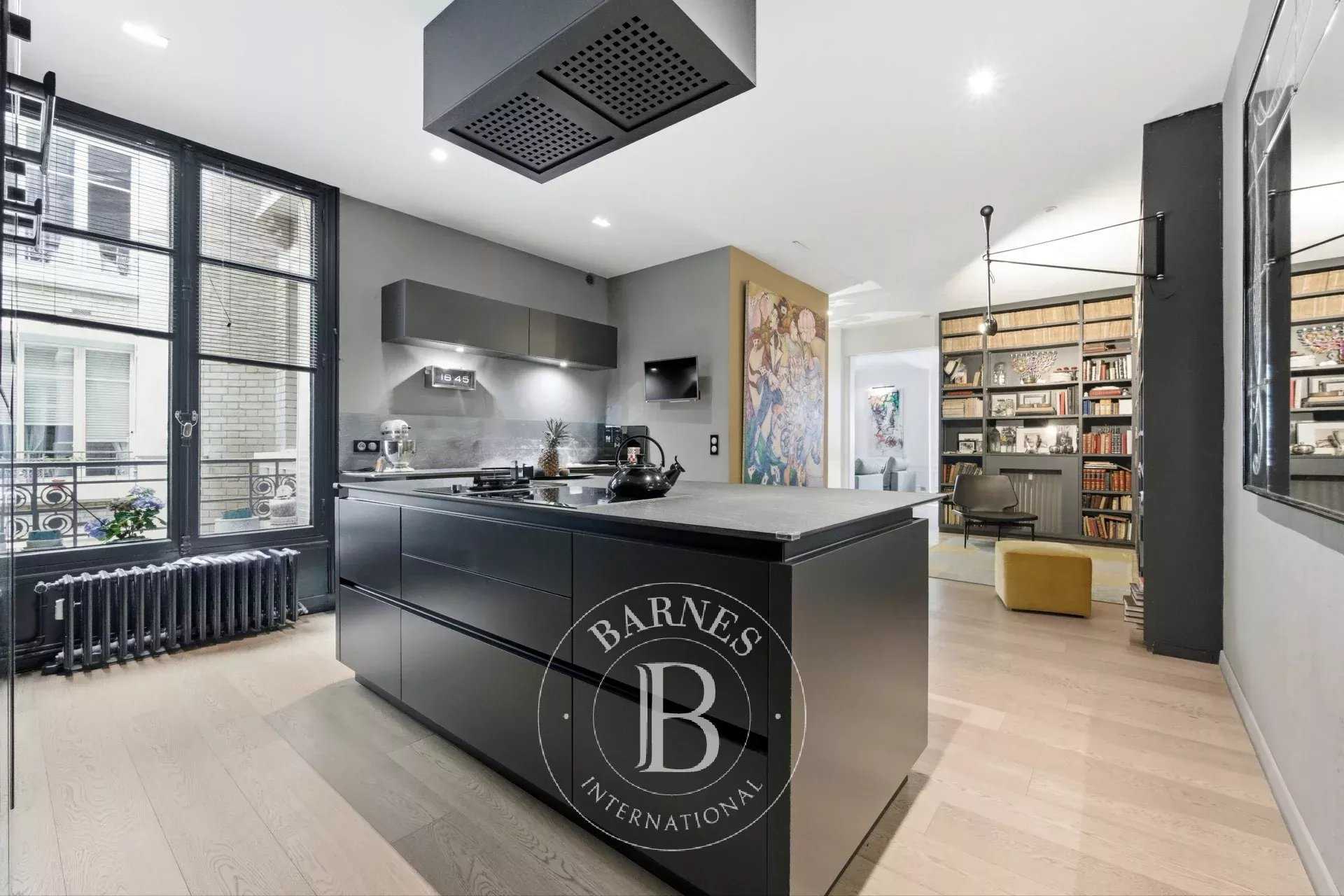 Paris  - Apartment 3 Bedrooms