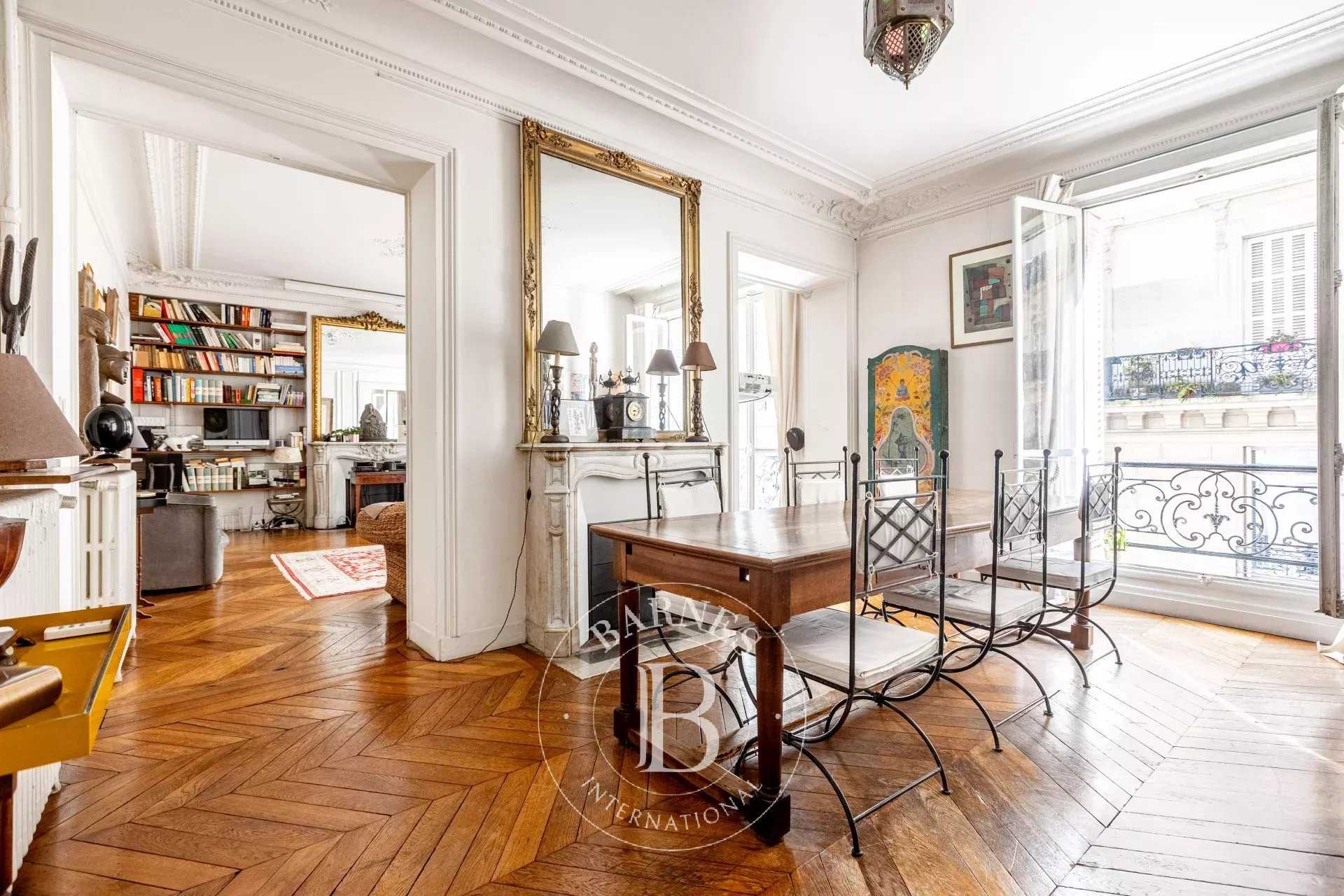 Paris  - Piso 5 Cuartos 3 Habitaciones