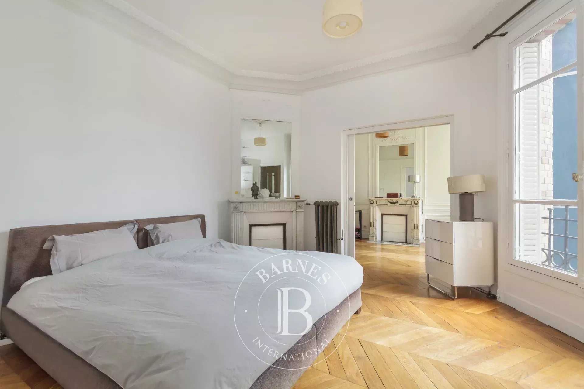 Paris  - Piso 6 Cuartos 4 Habitaciones