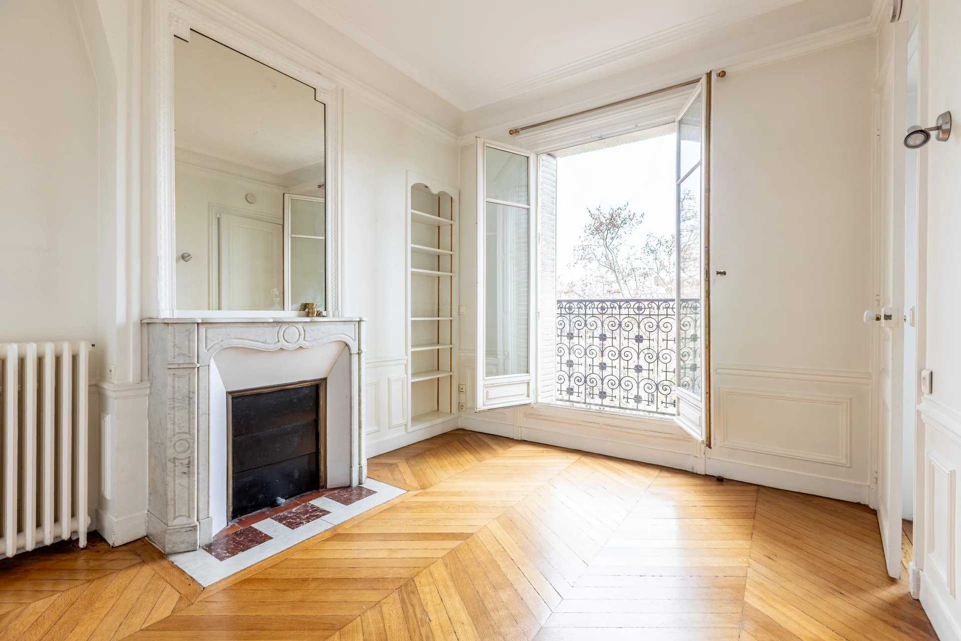 Paris  - Apartment 4 Bedrooms