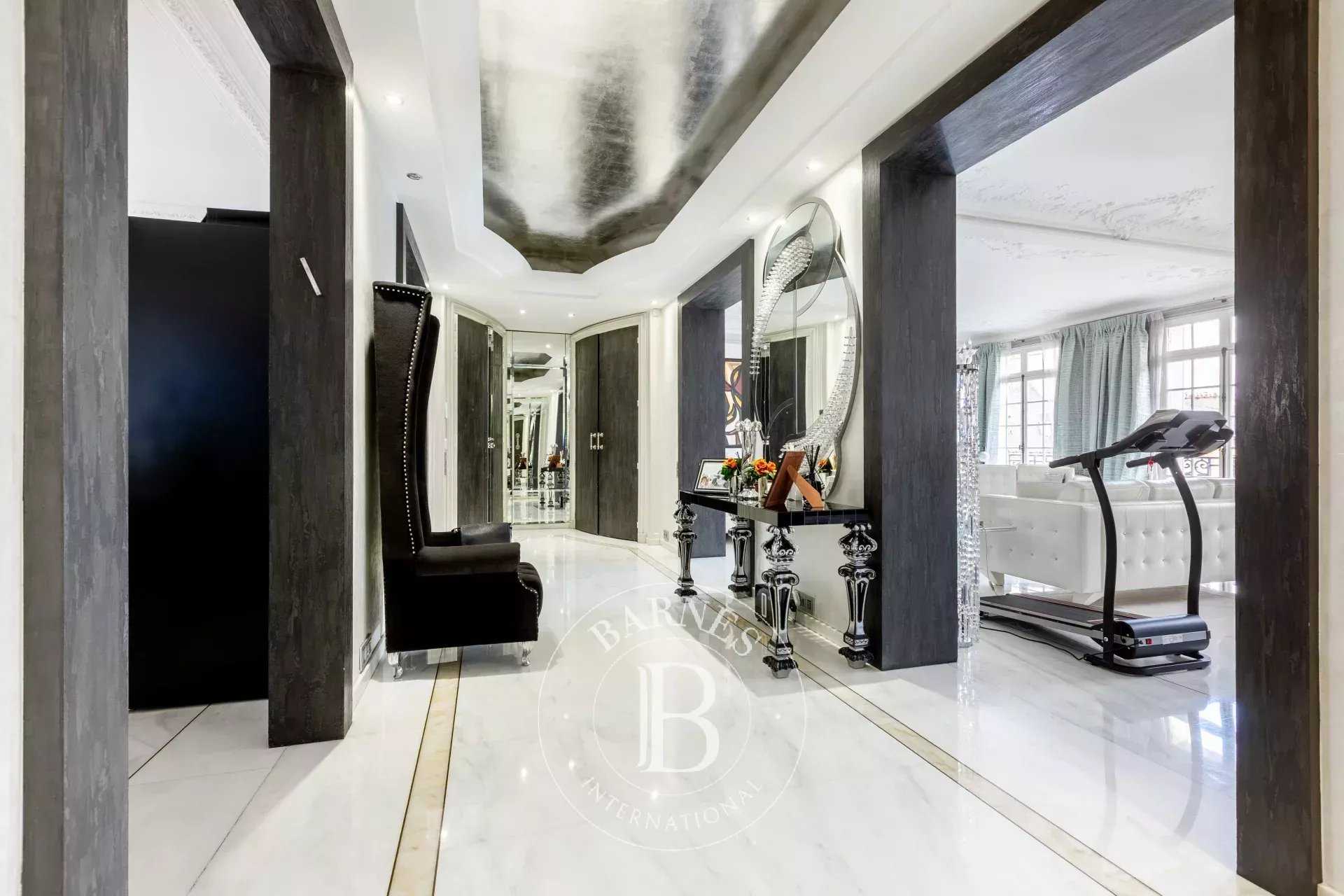 Paris  - Piso 6 Cuartos 3 Habitaciones