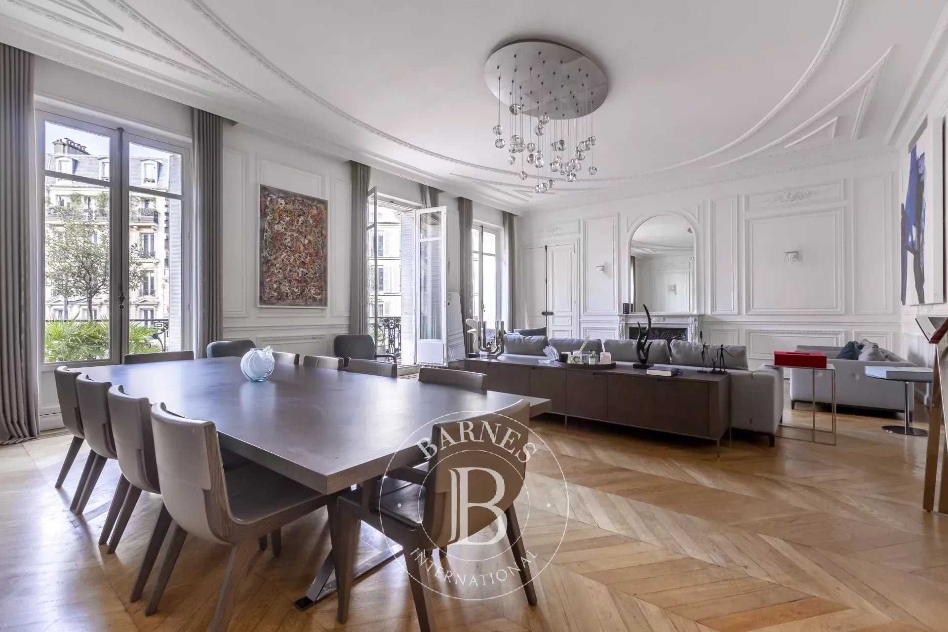 Apartment Paris 75017