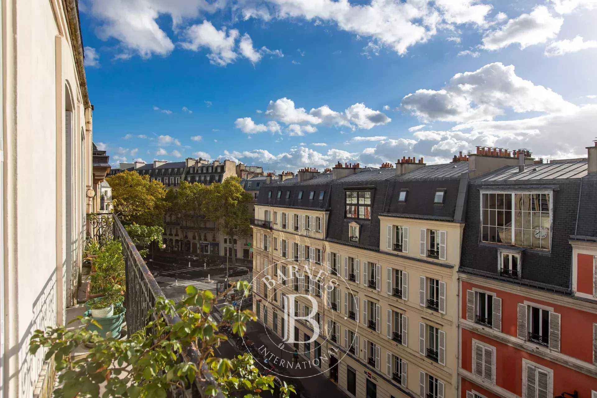 Paris  - Apartment 4 Bedrooms