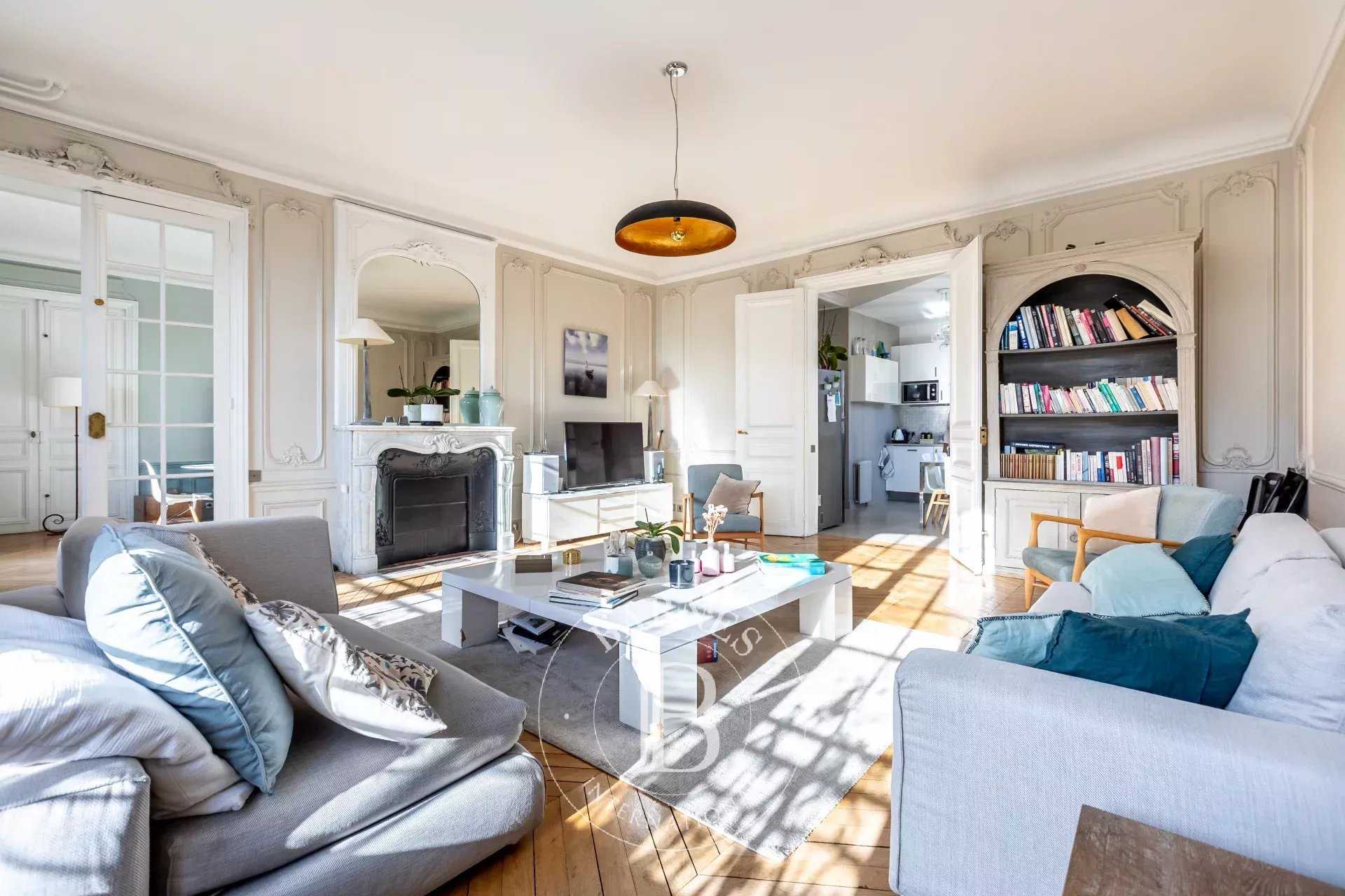 Paris  - Apartment 4 Bedrooms