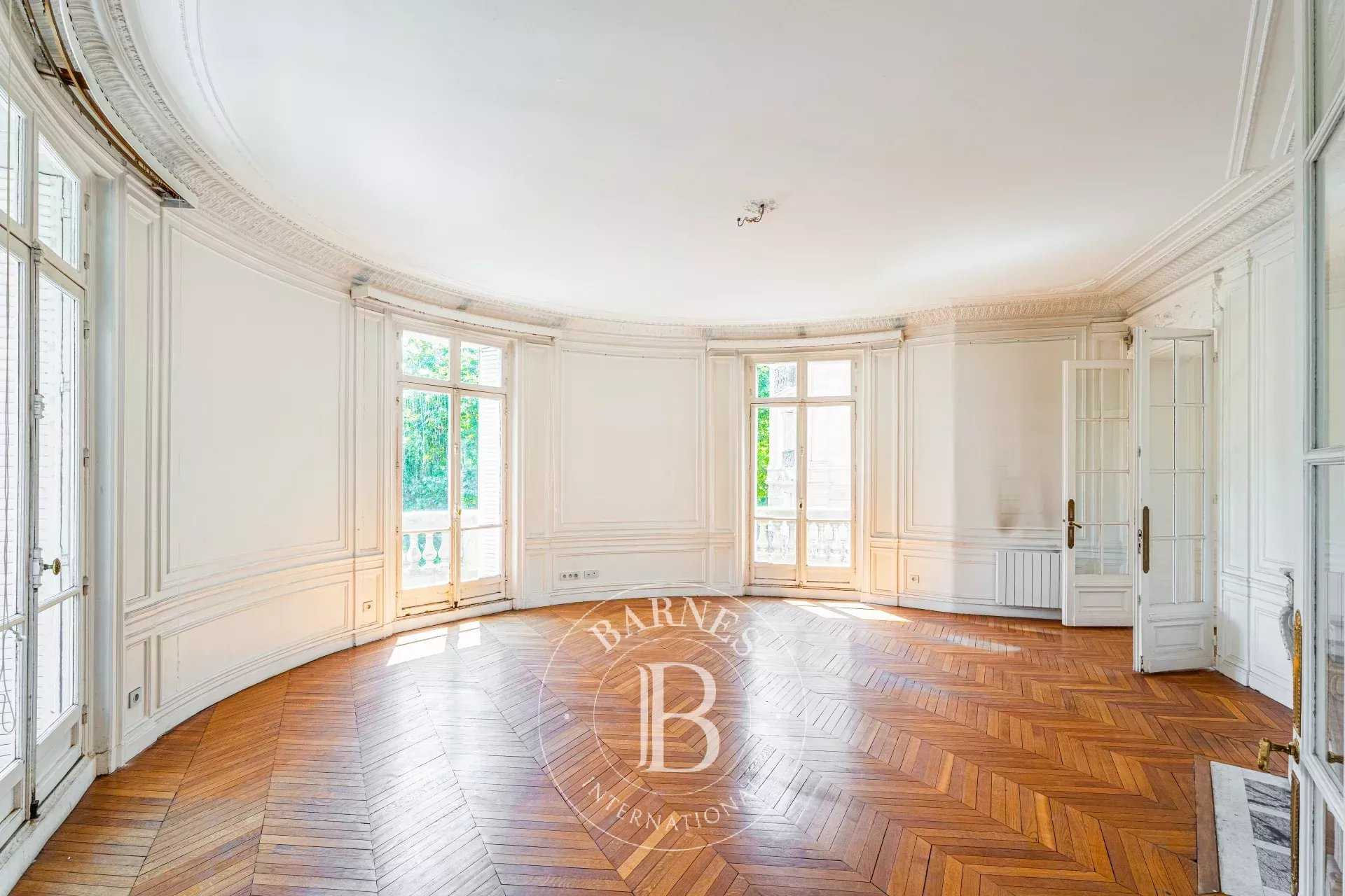 Apartment Paris 75017