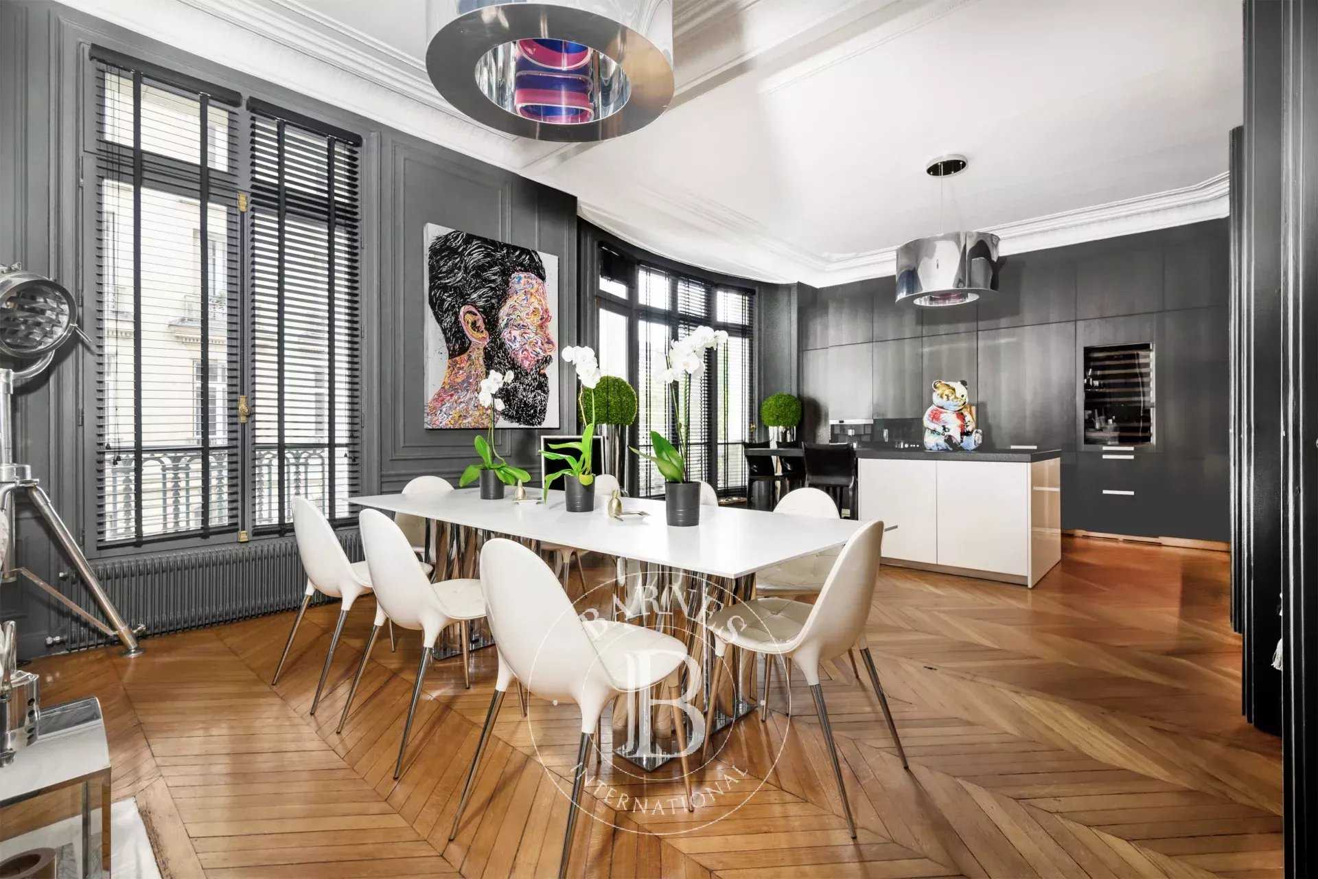 Paris  - Apartment 3 Bedrooms
