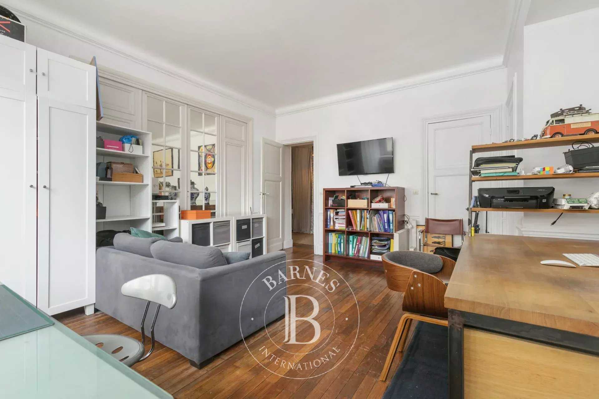 Paris  - Apartment 5 Bedrooms