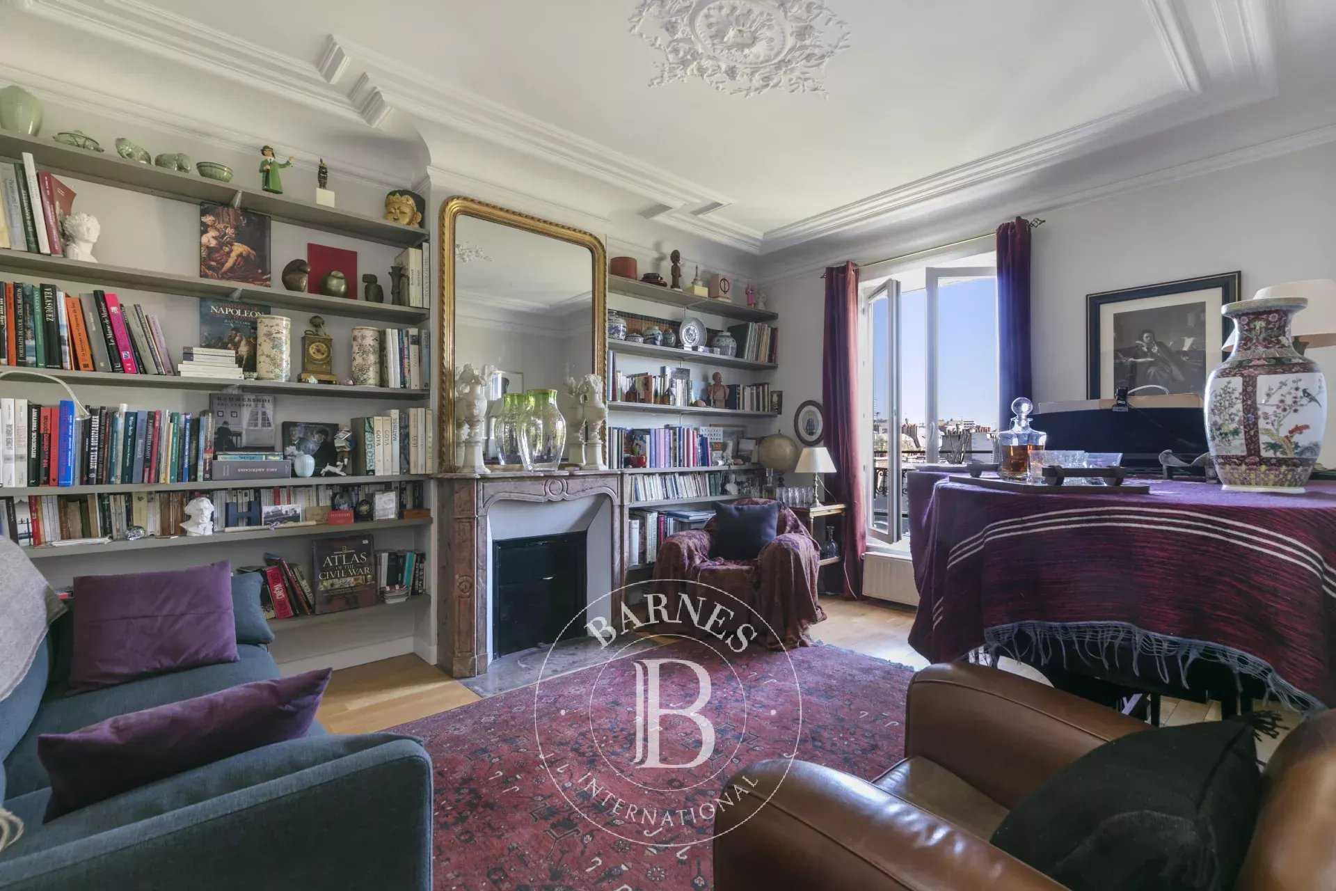 Paris  - Apartment 3 Bedrooms