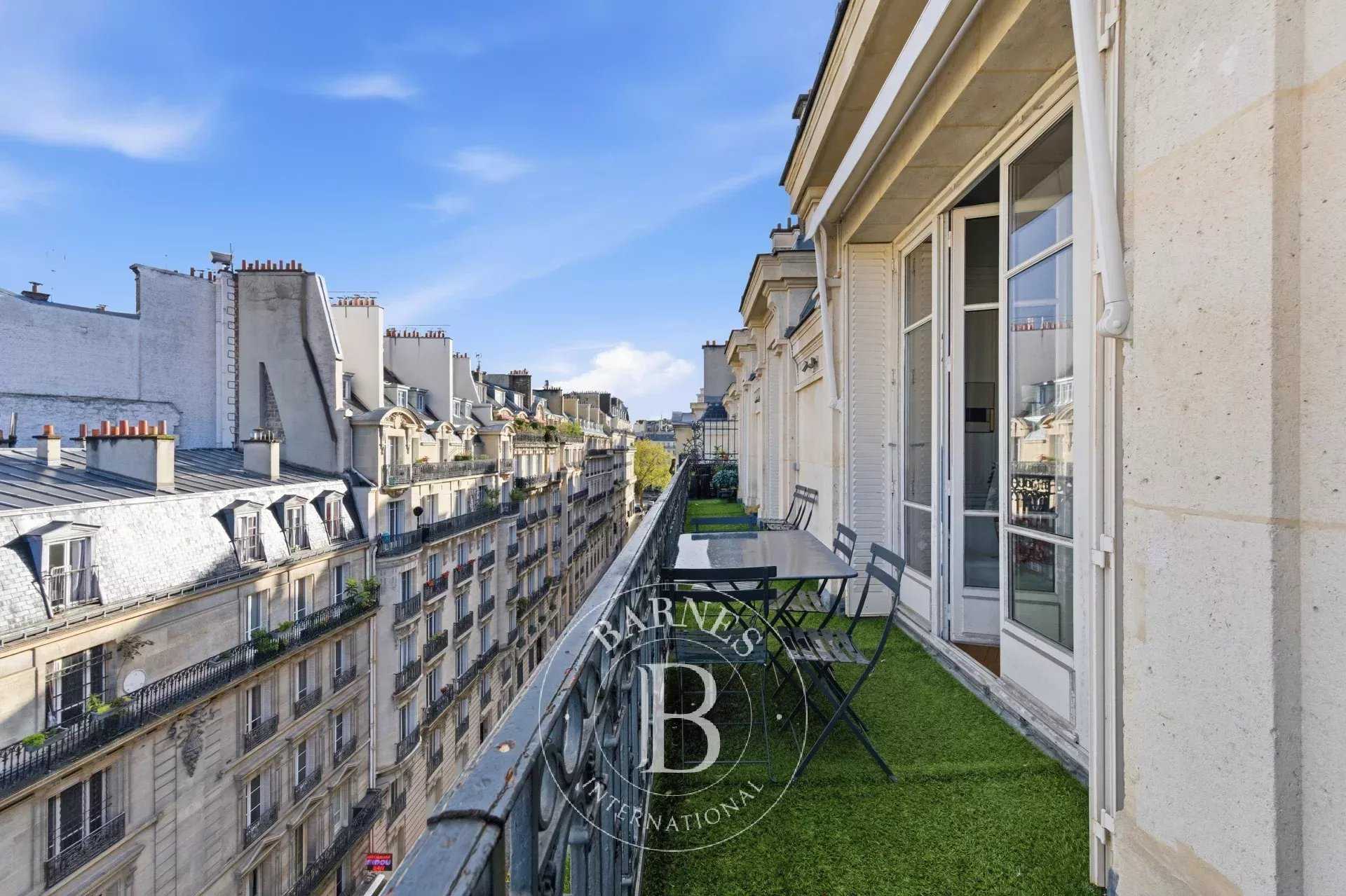 Paris  - Appartement 7 Pi&egrave;ces 4 Chambres