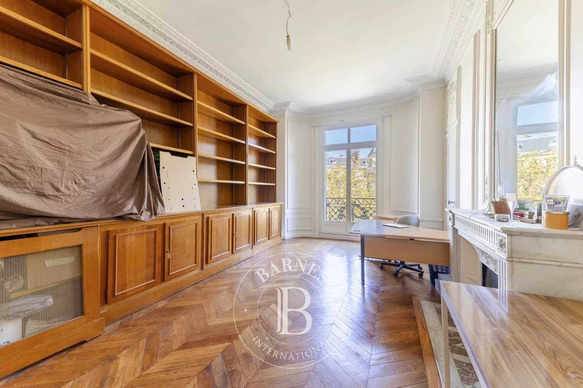 Paris  - Piso 6 Cuartos 4 Habitaciones