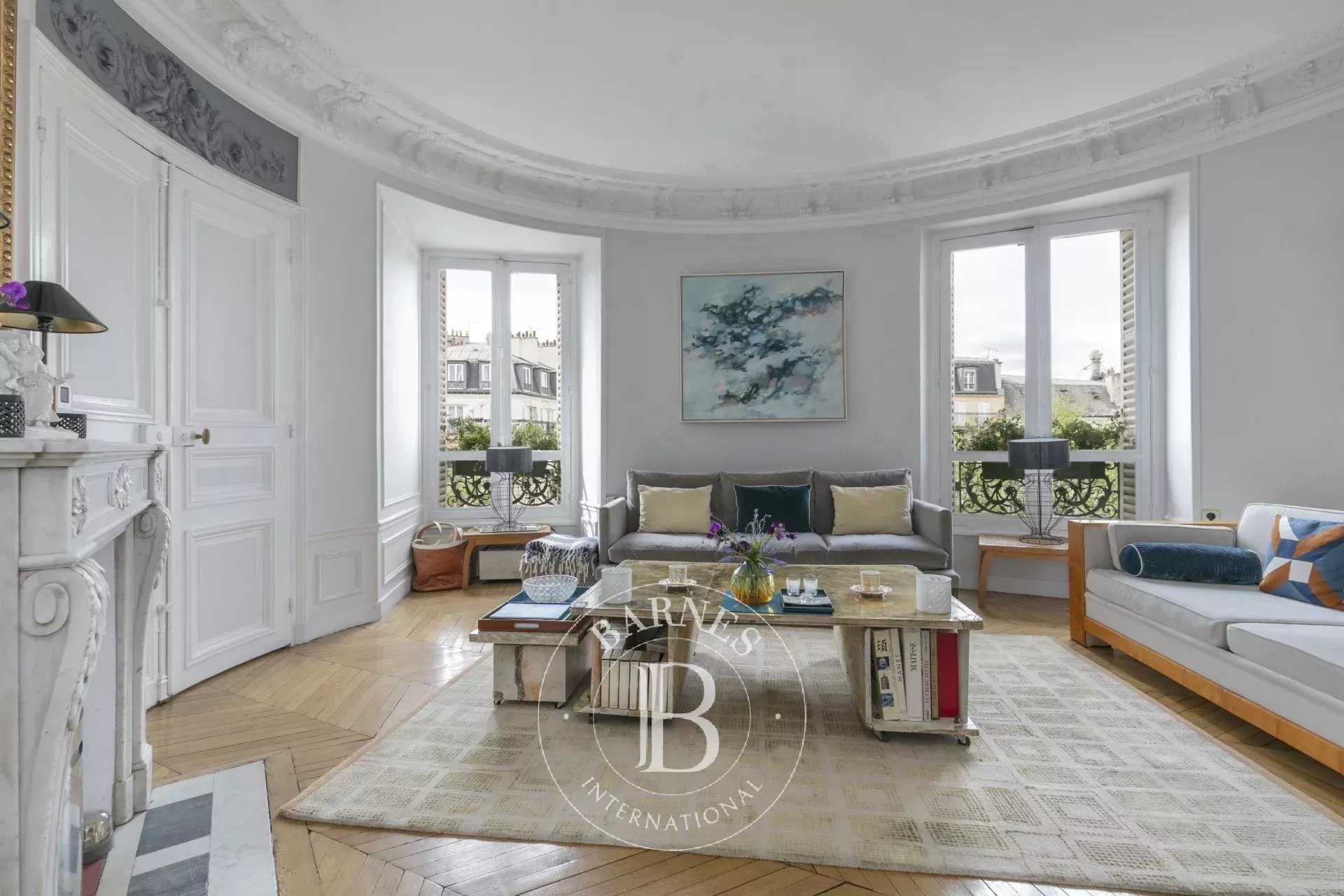 Paris  - Apartment 4 Bedrooms