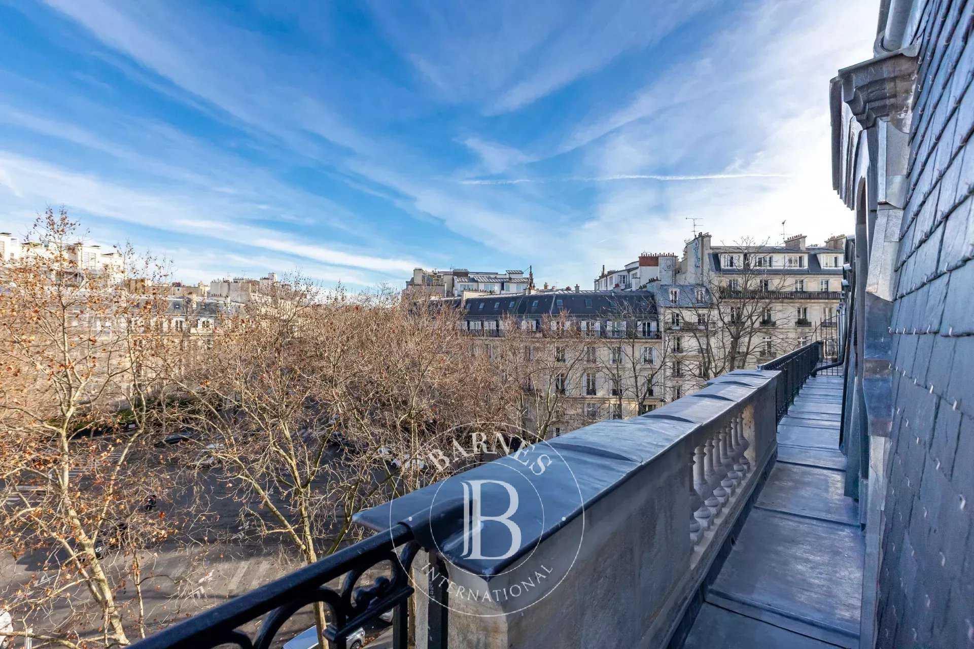 Paris  - Appartement 6 Pi&egrave;ces 4 Chambres
