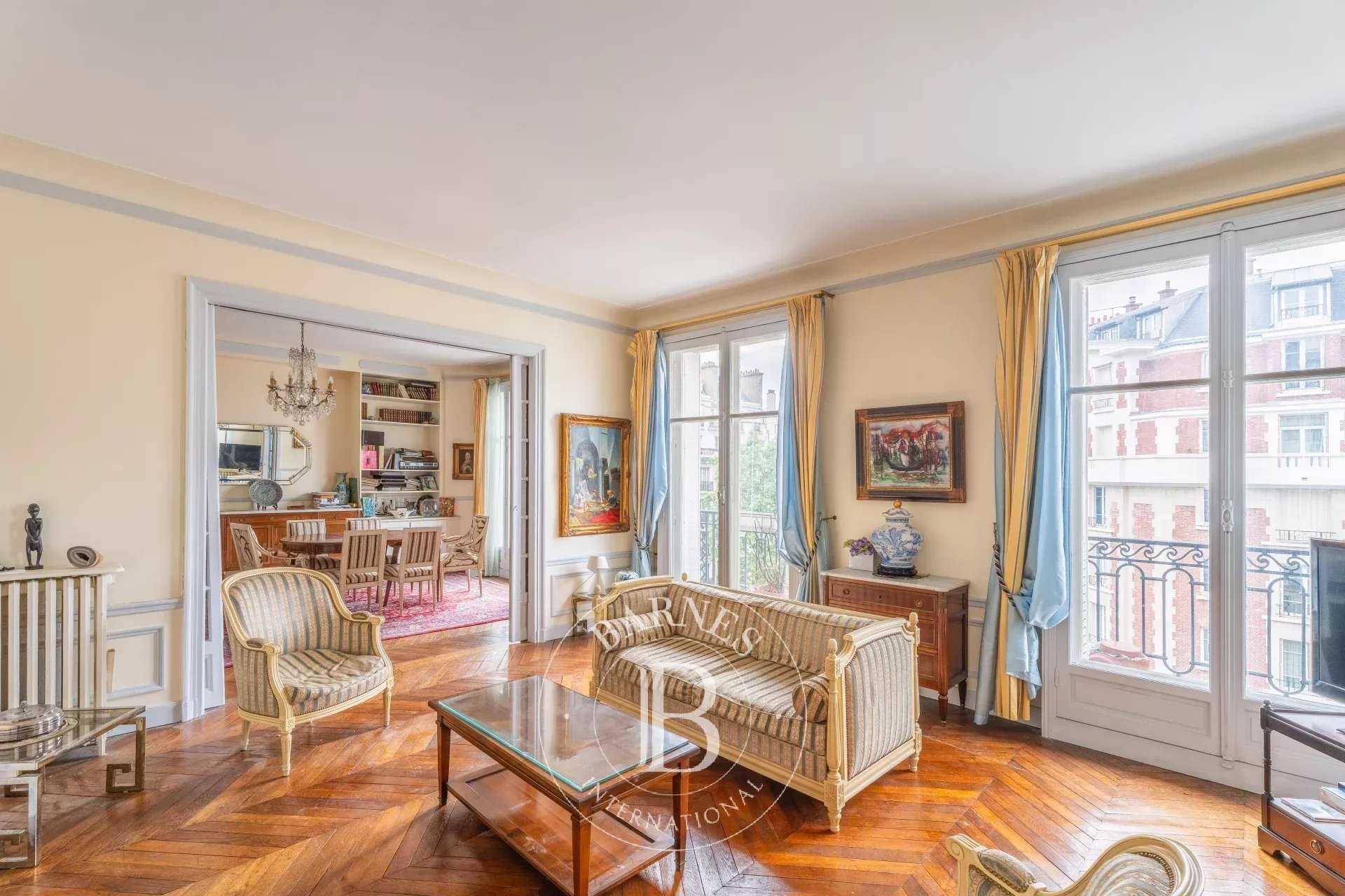 Appartement Paris 75017  -  ref 85591639 (picture 1)