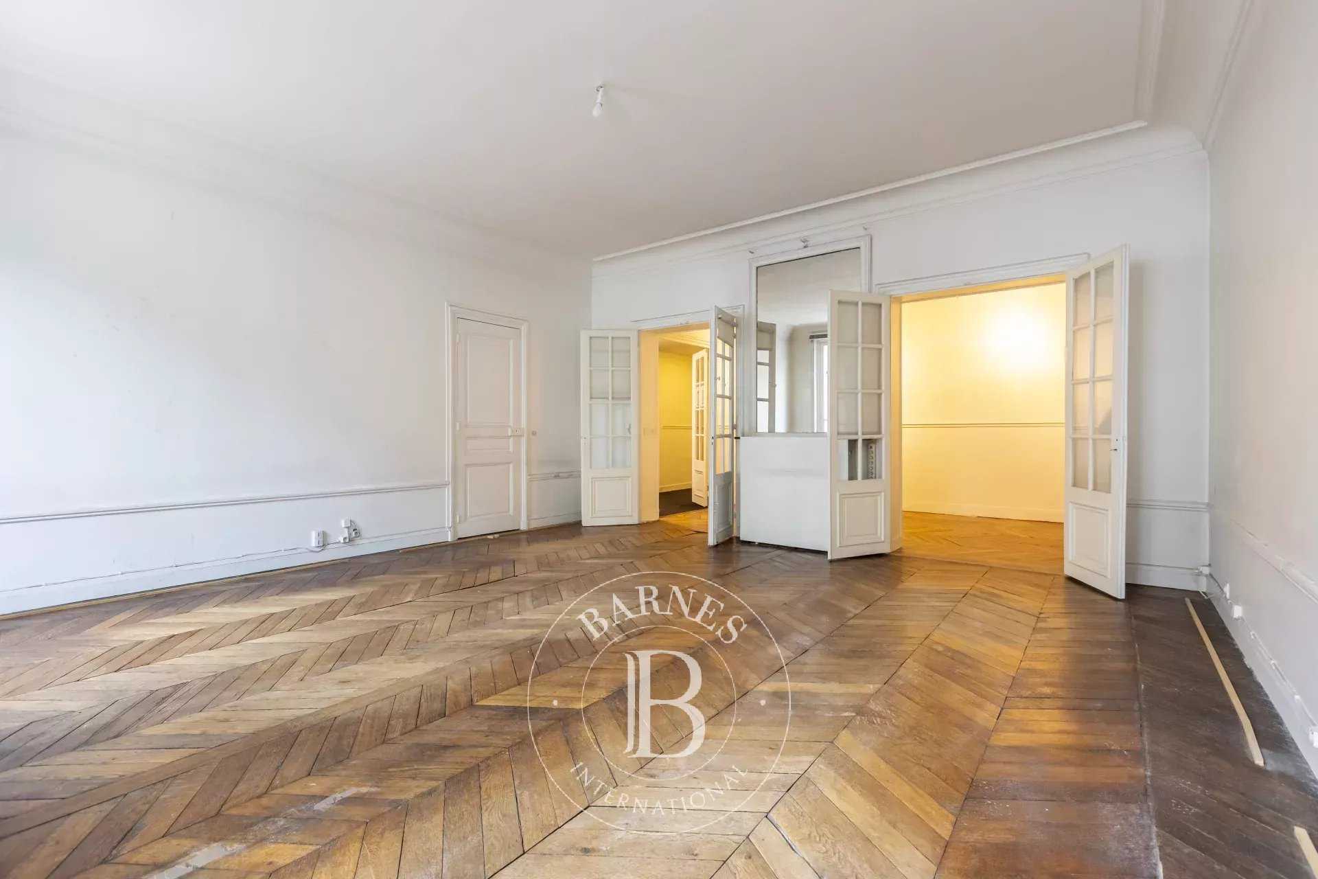 Apartment Paris 75017  -  ref 85637419 (picture 2)